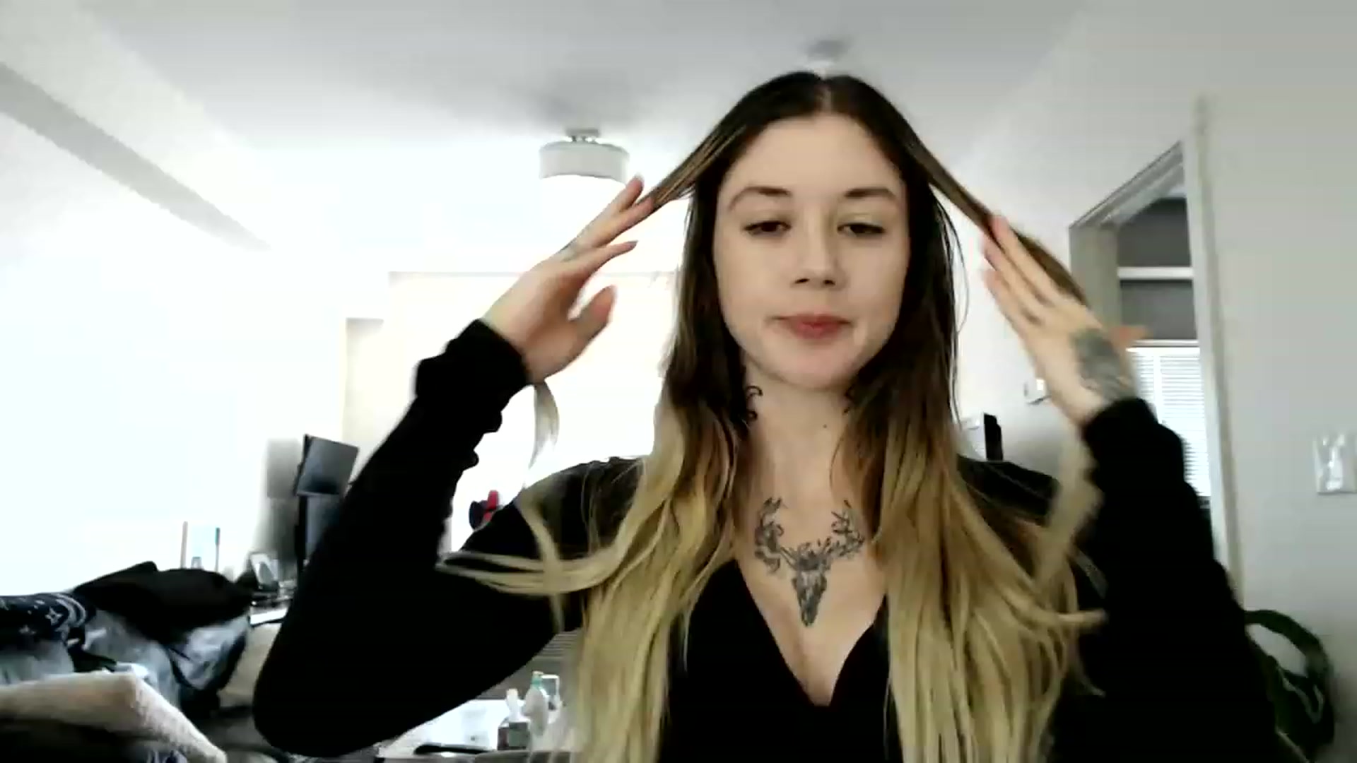 Gallery image thumbnail from Faerrie_'s myfreecams stream on, 05/23/2023, 20:36 image 13 of 20