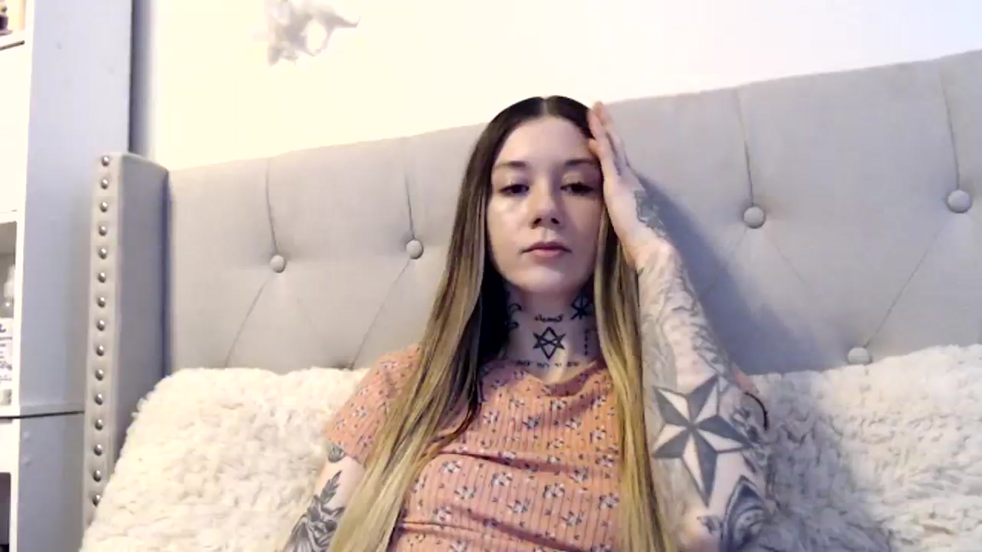 Gallery image thumbnail from Faerrie_'s myfreecams stream on, 03/05/2024, 23:04 image 7 of 20