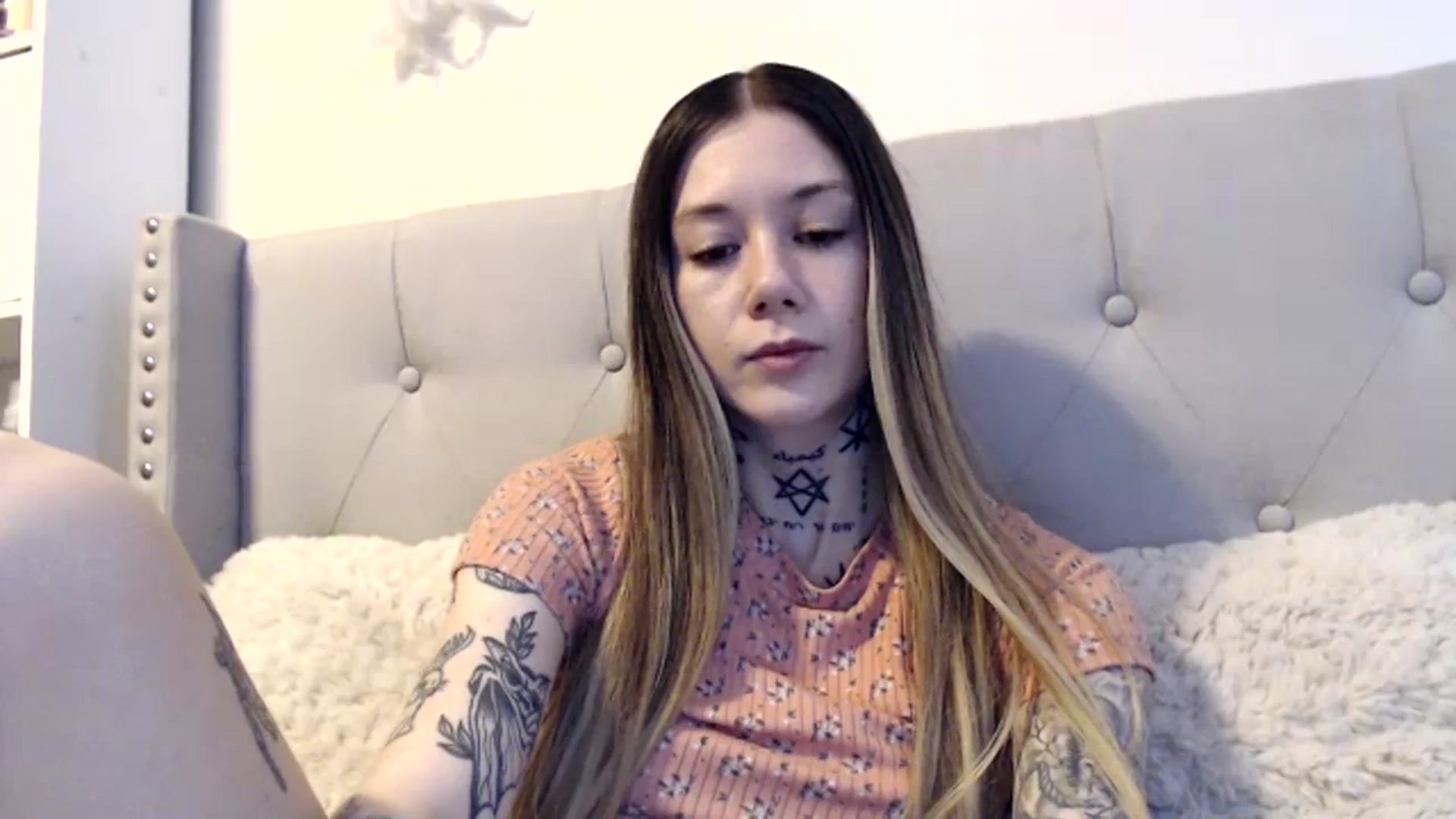 Gallery image thumbnail from Faerrie_'s myfreecams stream on, 03/05/2024, 23:04 image 10 of 20