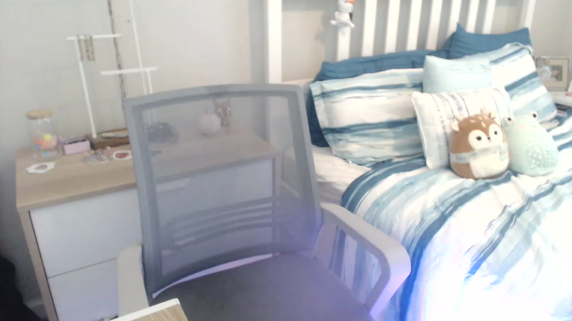 Gallery image thumbnail from Faeryfawn's myfreecams stream on, 06/24/2023, 20:34 image 17 of 20