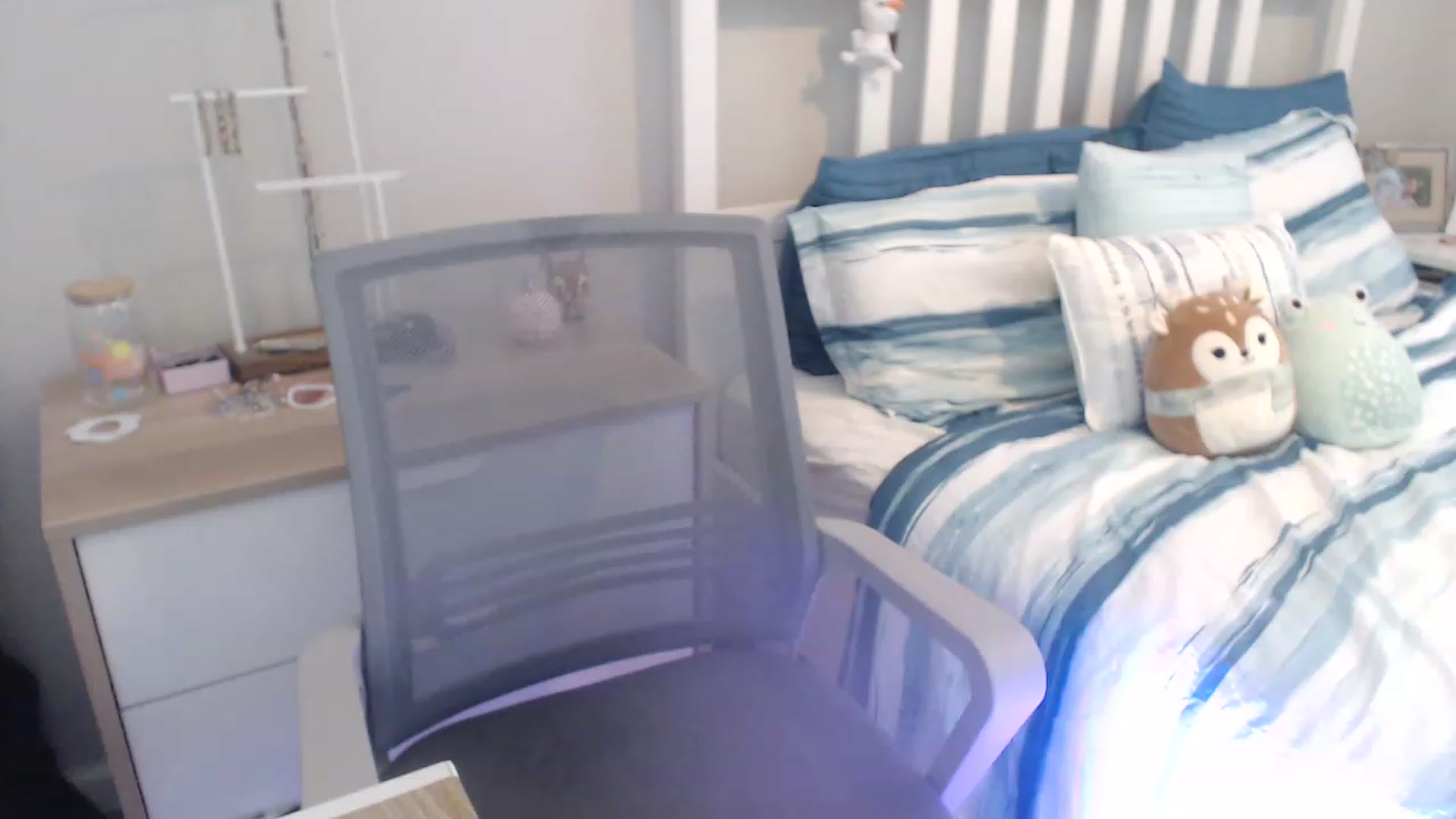Gallery image thumbnail from Faeryfawn's myfreecams stream on, 06/24/2023, 20:34 image 16 of 20