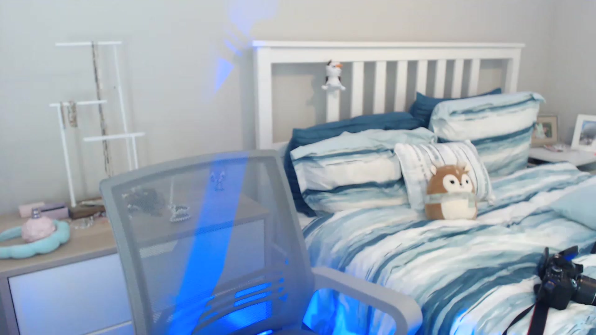Gallery image thumbnail from Faeryfawn's myfreecams stream on, 07/13/2023, 19:36 image 10 of 20