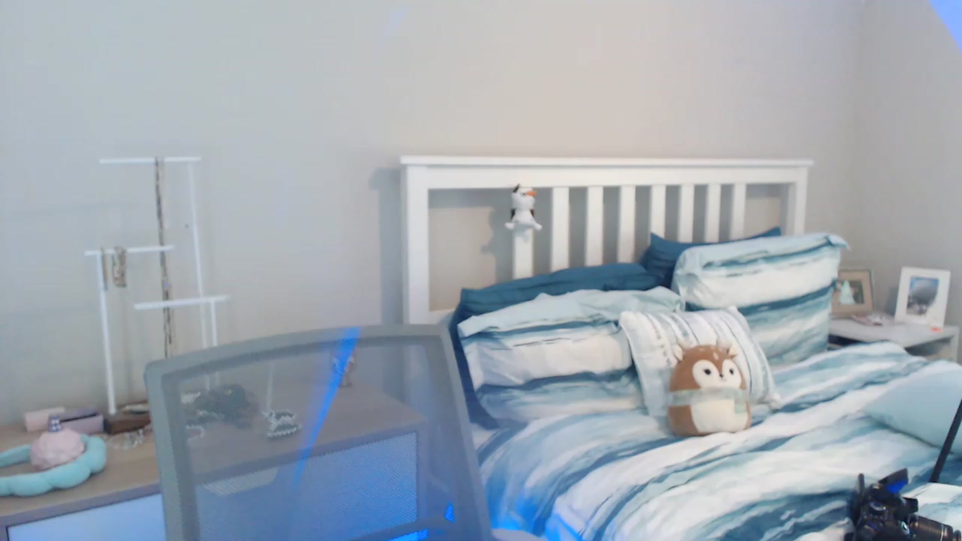 Gallery image thumbnail from Faeryfawn's myfreecams stream on, 07/13/2023, 19:49 image 9 of 20