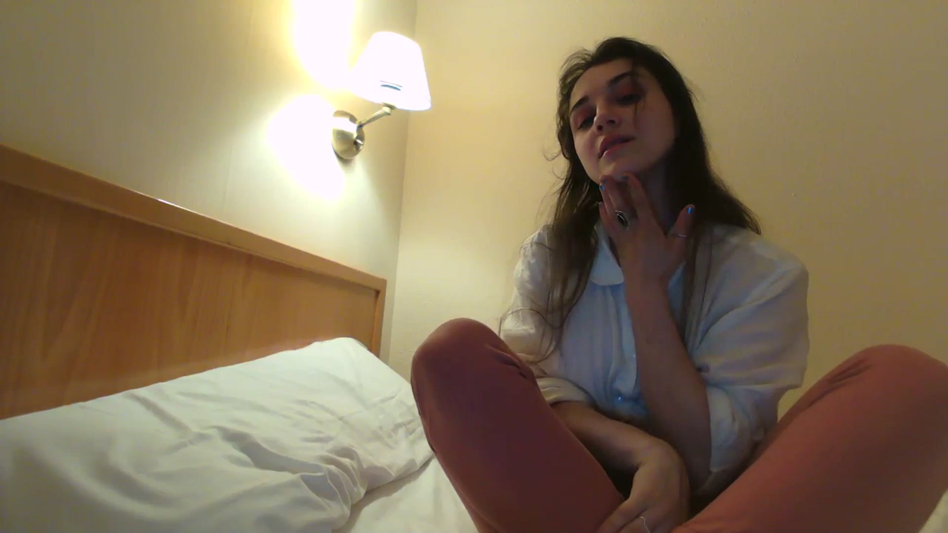Gallery image thumbnail from FairSnowWhite's myfreecams stream on, 07/06/2023, 17:19 image 2 of 20