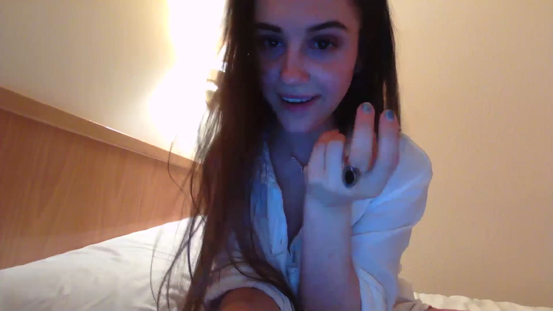 Gallery image thumbnail from FairSnowWhite's myfreecams stream on, 07/06/2023, 17:19 image 15 of 20