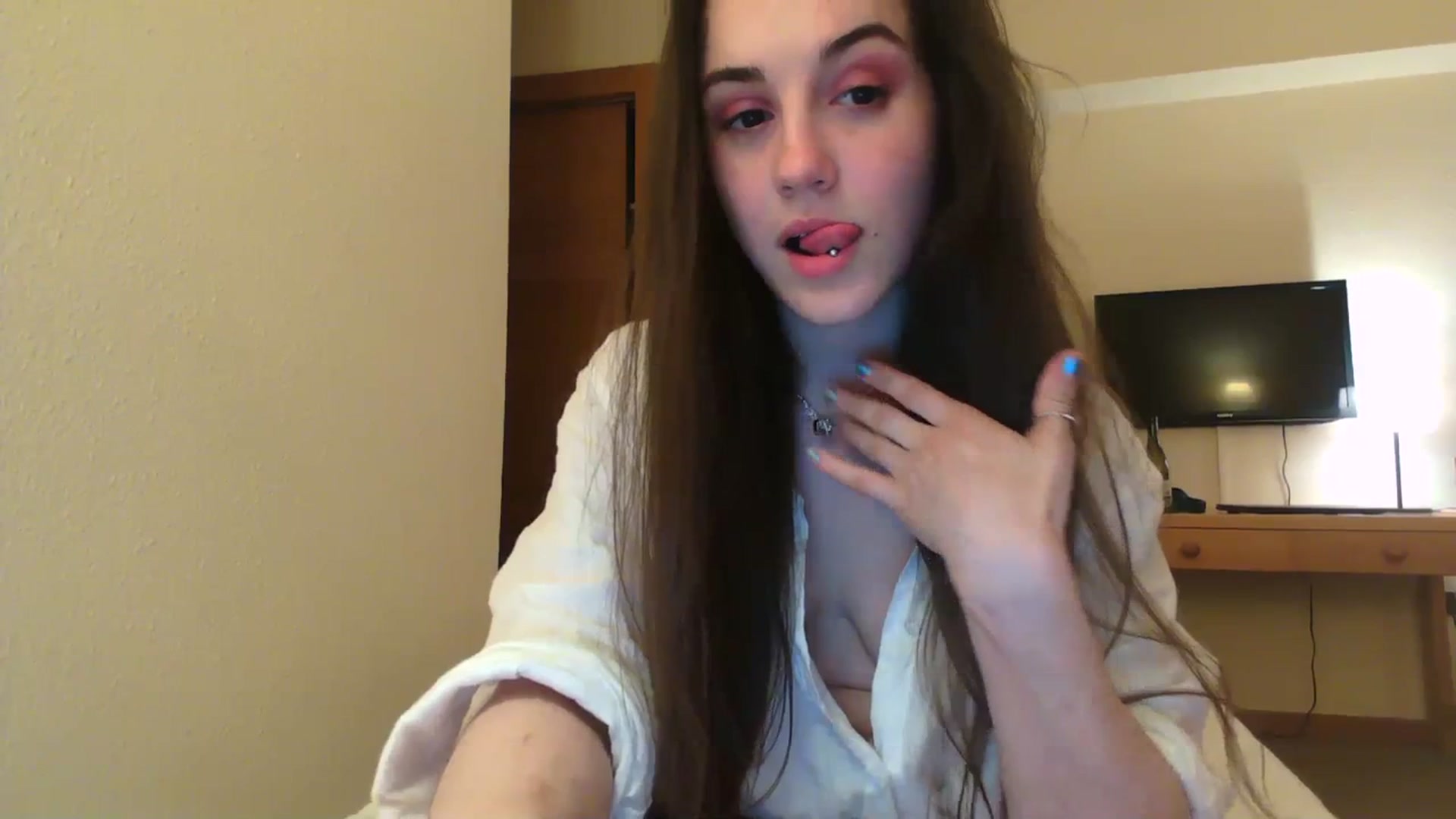 Gallery image thumbnail from FairSnowWhite's myfreecams stream on, 07/06/2023, 18:12 image 20 of 20