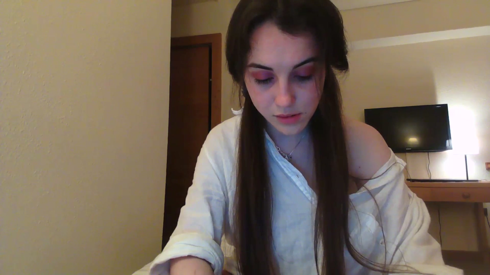 Gallery image thumbnail from FairSnowWhite's myfreecams stream on, 07/06/2023, 18:12 image 10 of 20