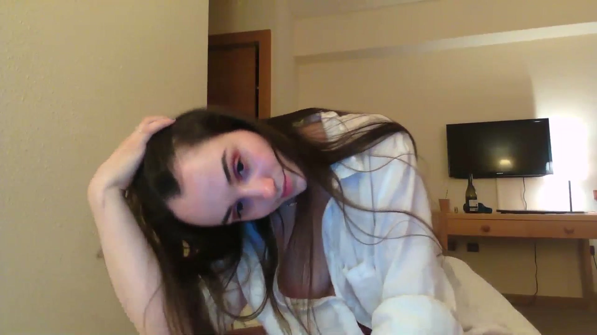 Gallery image thumbnail from FairSnowWhite's myfreecams stream on, 07/06/2023, 18:12 image 18 of 20