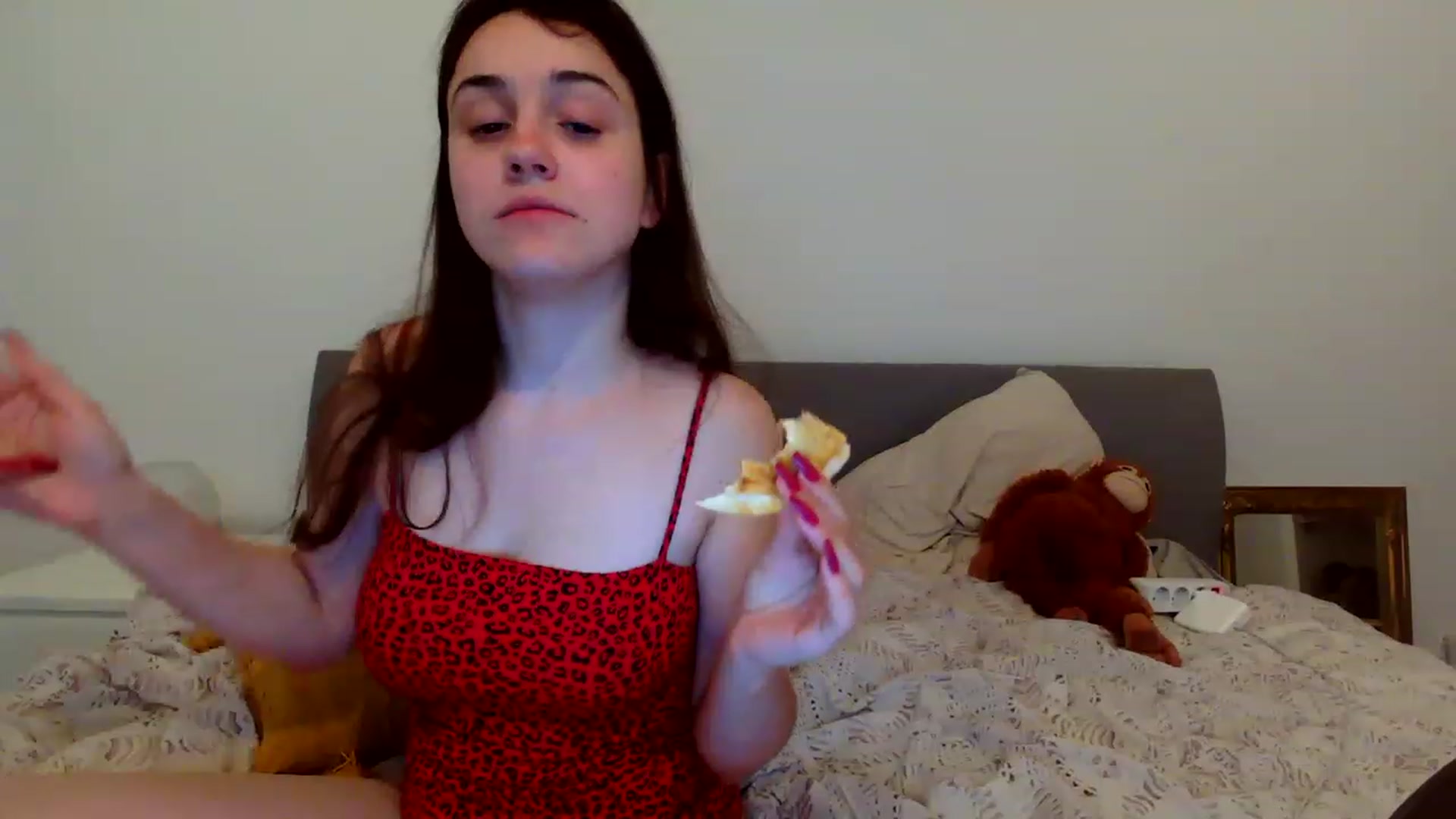 Gallery image thumbnail from FairSnowWhite's myfreecams stream on, 08/10/2023, 15:35 image 19 of 20