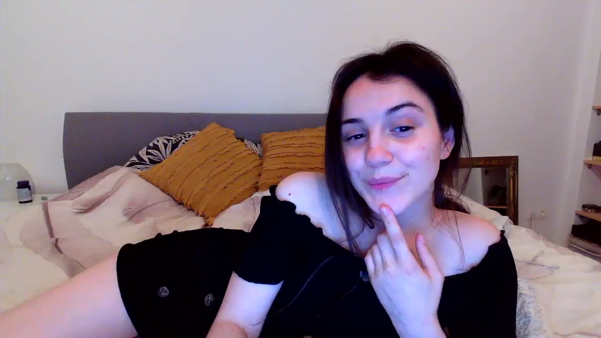 Gallery image thumbnail from FairSnowWhite's myfreecams stream on, 08/14/2023, 23:19 image 17 of 20