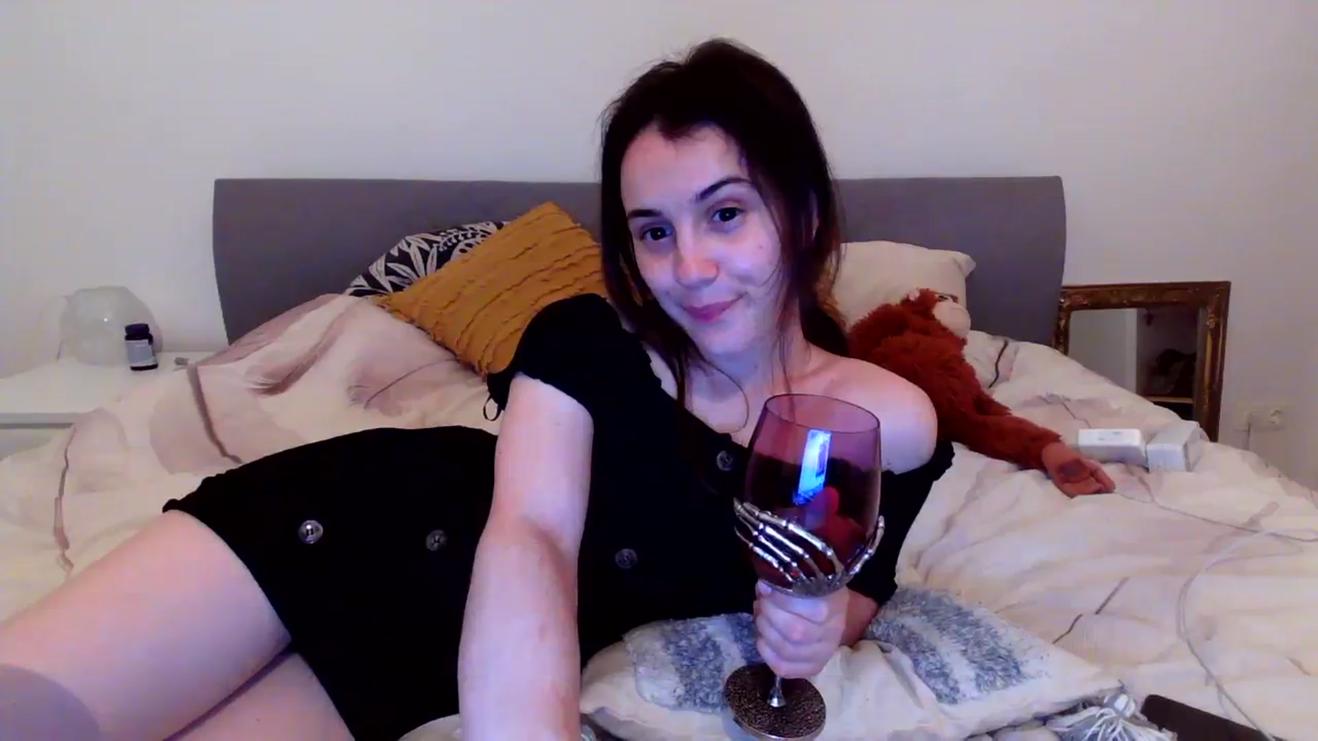 Gallery image thumbnail from FairSnowWhite's myfreecams stream on, 08/14/2023, 23:19 image 6 of 20