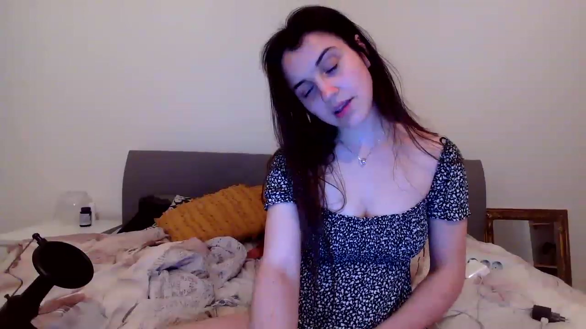 Gallery image thumbnail from FairSnowWhite's myfreecams stream on, 08/15/2023, 18:35 image 18 of 20