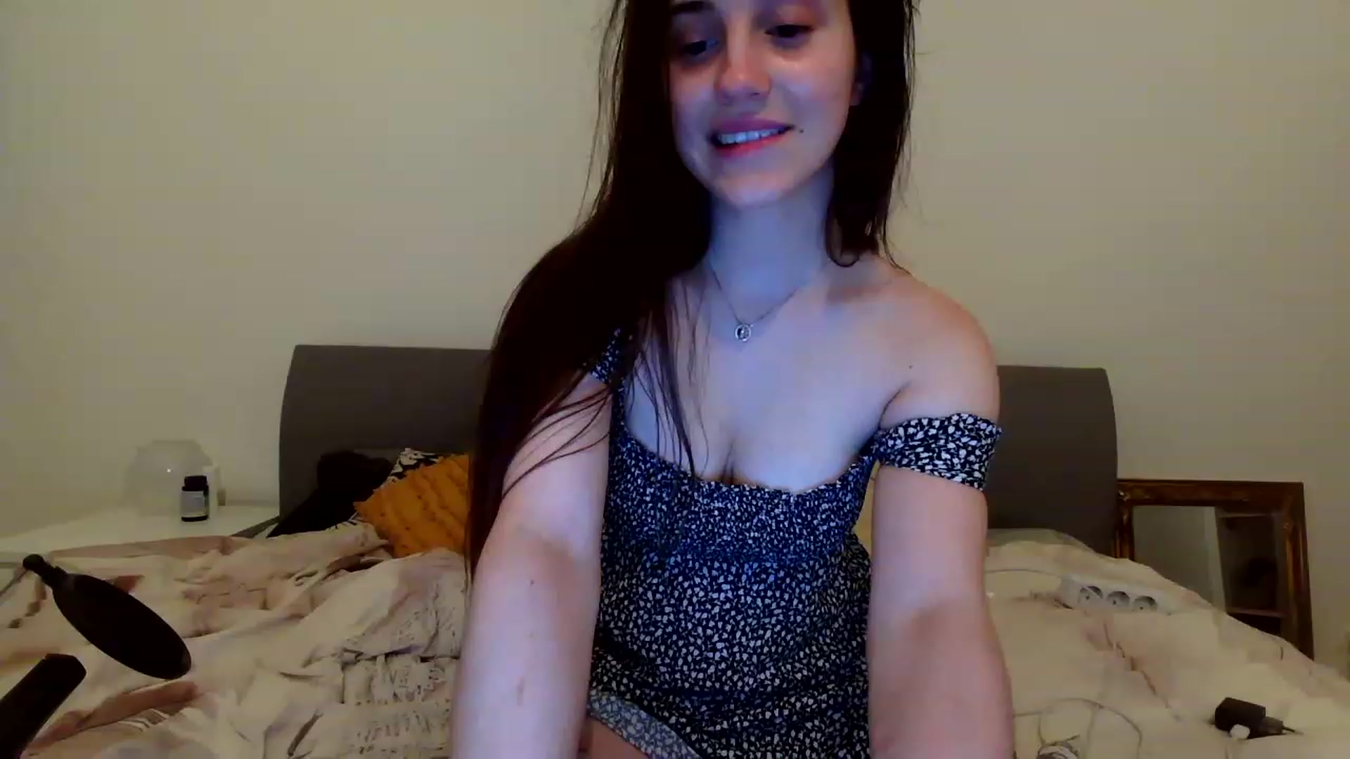 Gallery image thumbnail from FairSnowWhite's myfreecams stream on, 08/15/2023, 18:35 image 1 of 20