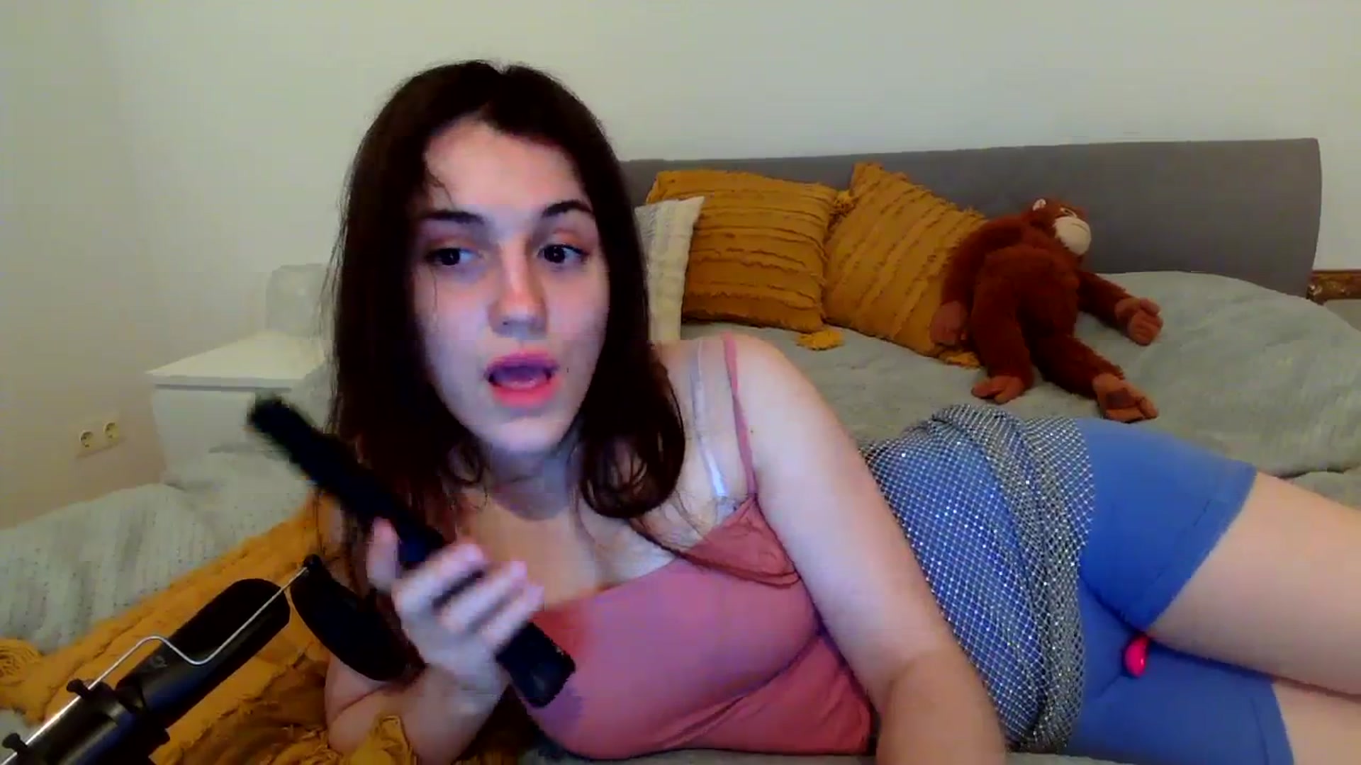 Gallery image thumbnail from FairSnowWhite's myfreecams stream on, 08/22/2023, 17:14 image 16 of 20