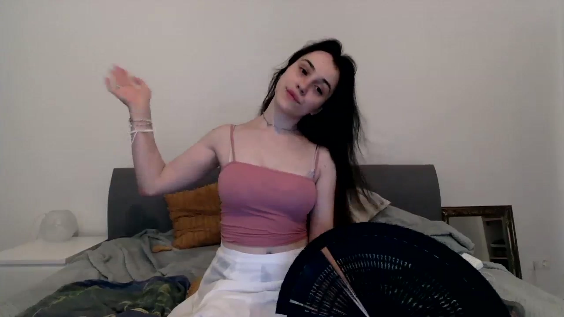 Gallery image thumbnail from FairSnowWhite's myfreecams stream on, 08/25/2023, 15:51 image 4 of 20