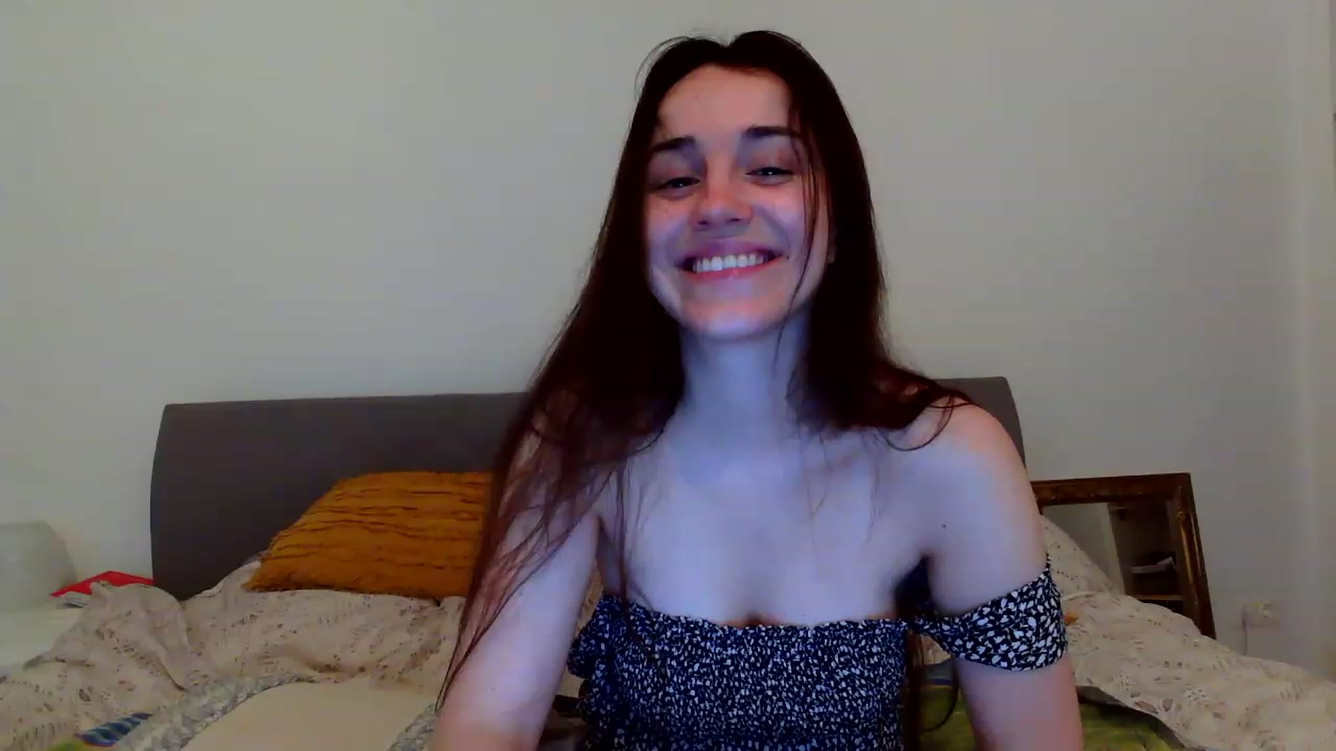 Gallery image thumbnail from FairSnowWhite's myfreecams stream on, 08/27/2023, 13:39 image 10 of 20