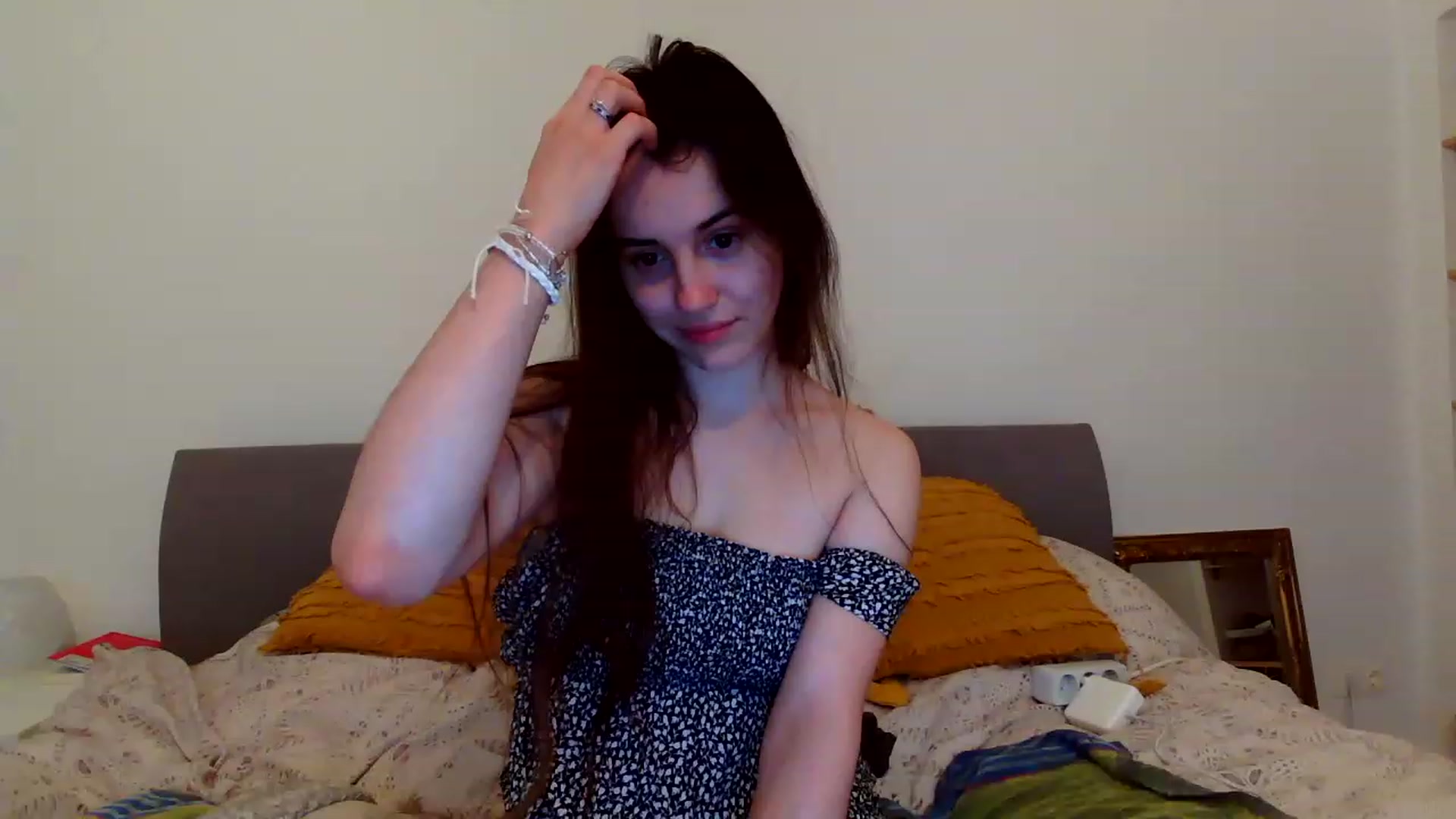 Gallery image thumbnail from FairSnowWhite's myfreecams stream on, 08/27/2023, 13:39 image 11 of 20