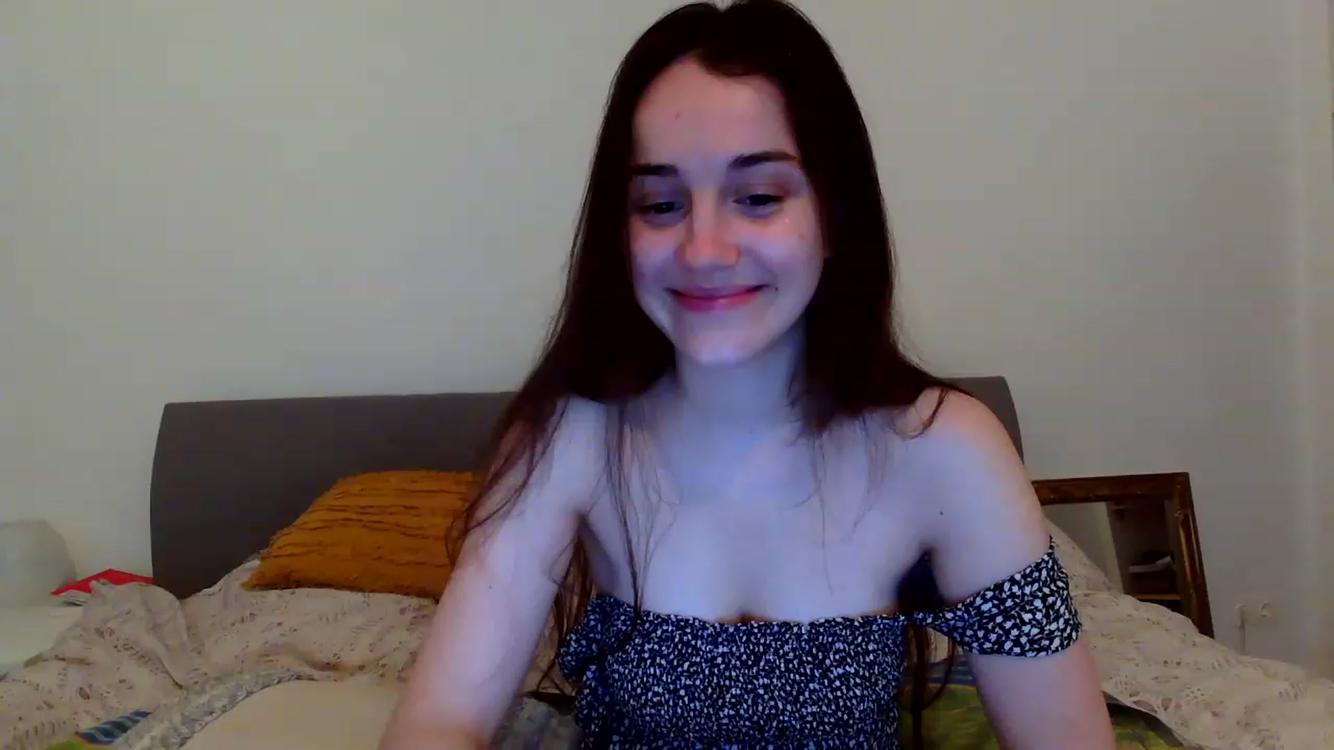 Gallery image thumbnail from FairSnowWhite's myfreecams stream on, 08/27/2023, 13:39 image 9 of 20