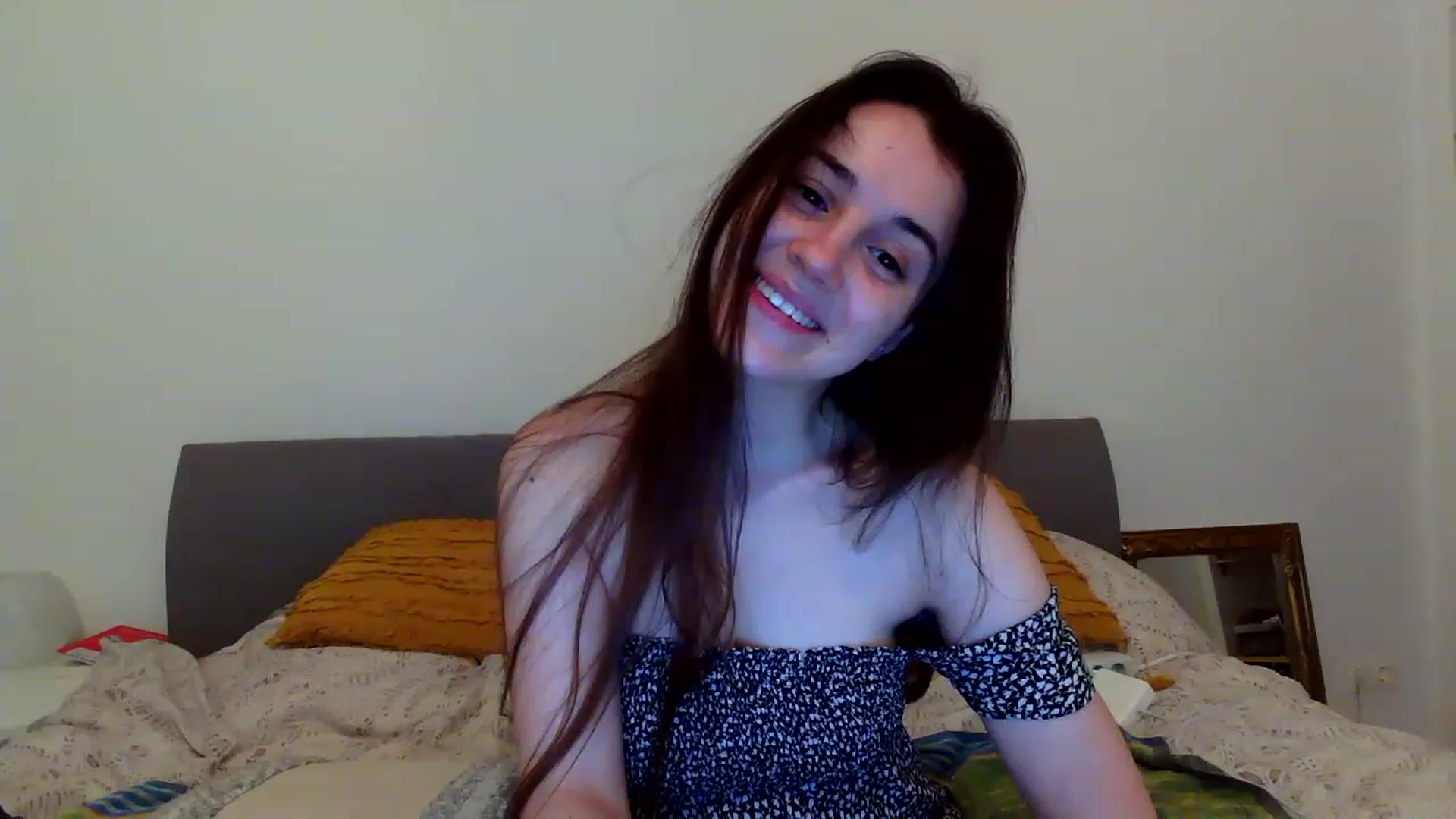 Gallery image thumbnail from FairSnowWhite's myfreecams stream on, 08/27/2023, 13:39 image 2 of 20