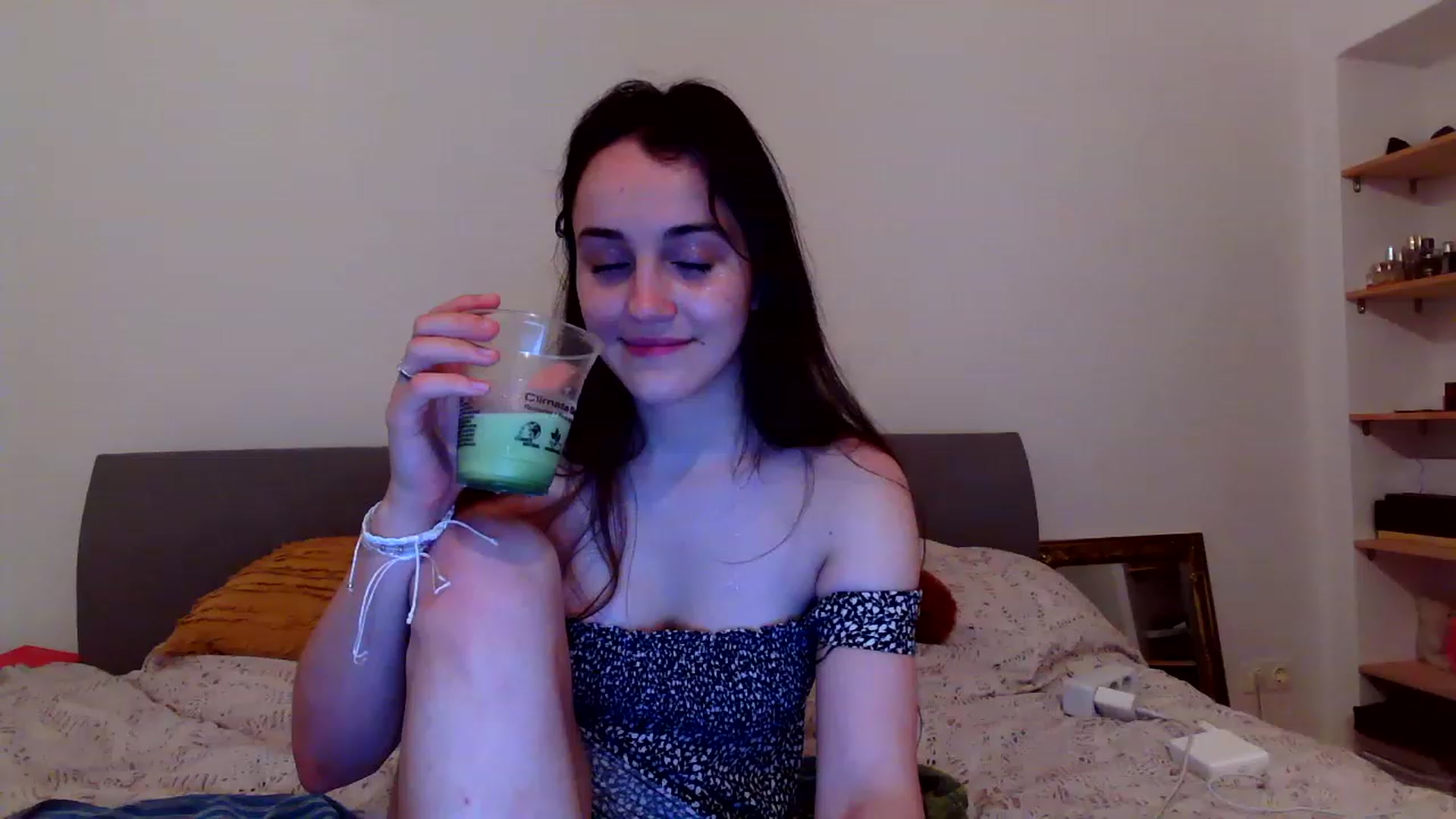 Gallery image thumbnail from FairSnowWhite's myfreecams stream on, 08/27/2023, 18:47 image 4 of 20