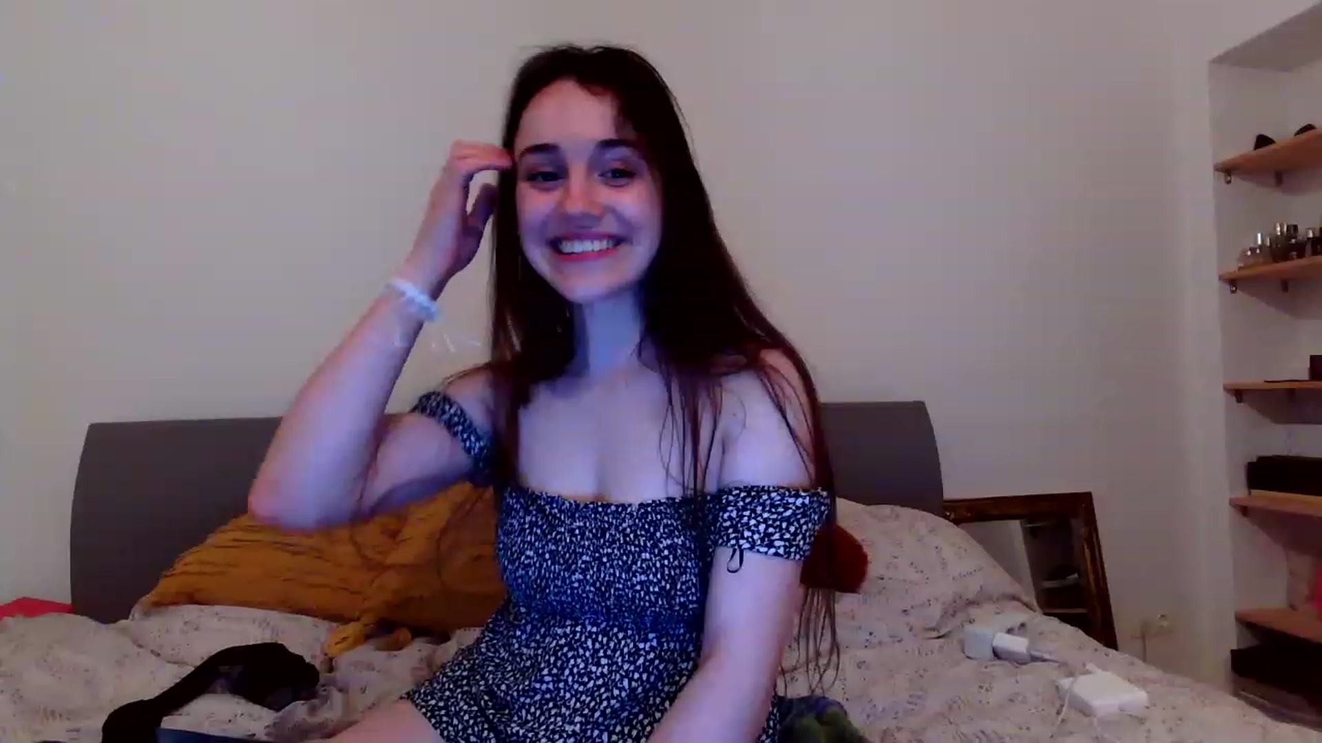 Gallery image thumbnail from FairSnowWhite's myfreecams stream on, 08/27/2023, 18:47 image 11 of 20