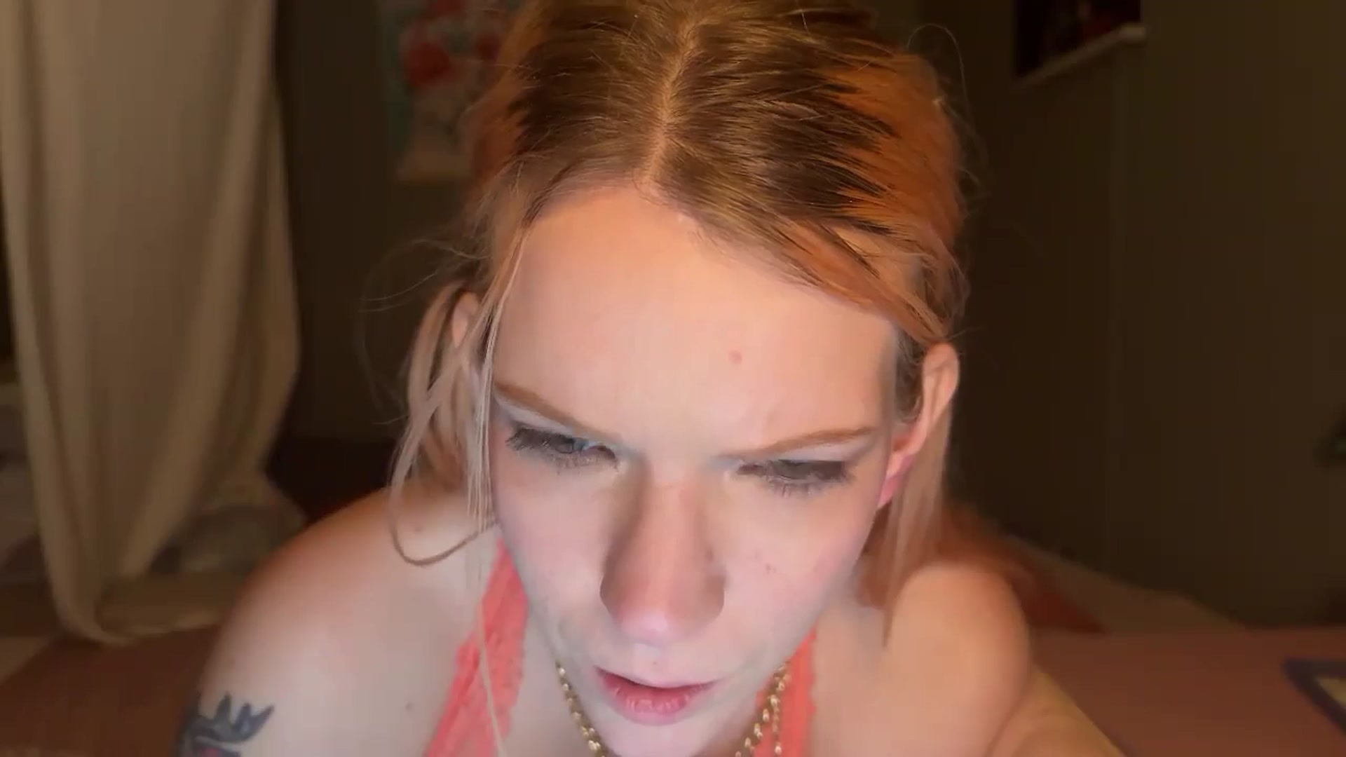 Gallery image thumbnail from Fairlyfaeriee's myfreecams stream on, 12/10/2024, 09:40 image 2 of 20