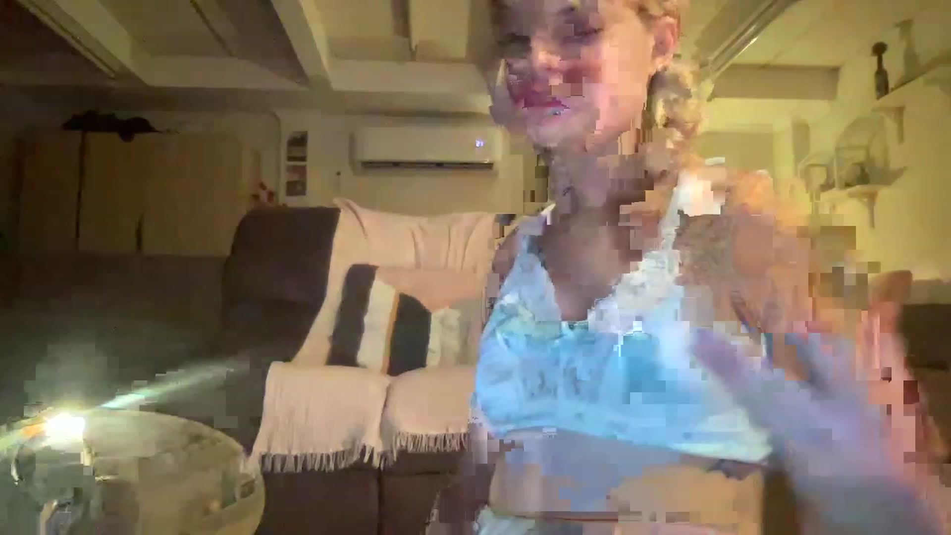 Gallery image thumbnail from FairyFlossy's myfreecams stream on, 12/21/2022, 11:49 image 13 of 20