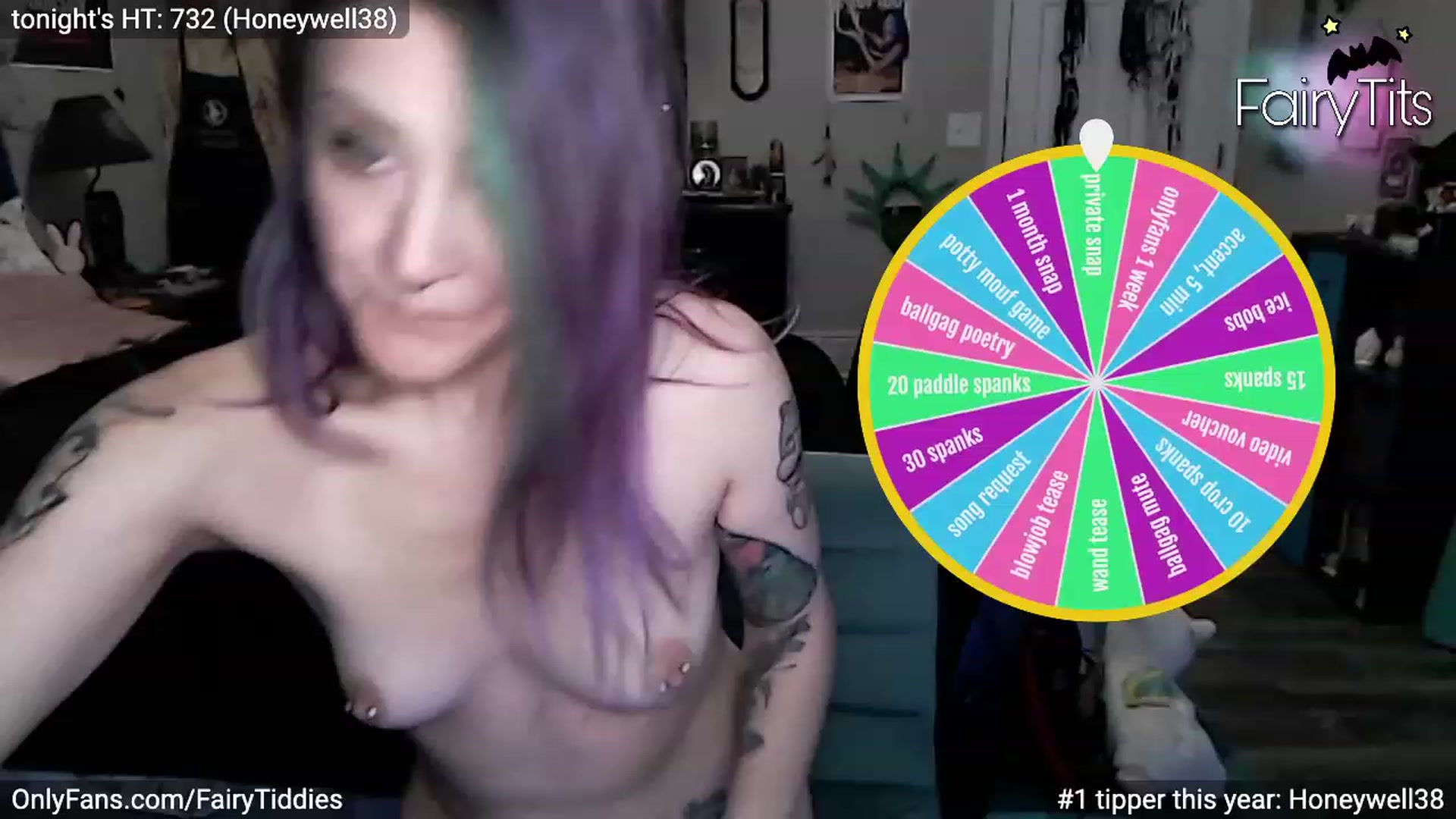 Gallery image thumbnail from FairyTits's myfreecams stream on, 11/18/2022, 05:32 image 1 of 20