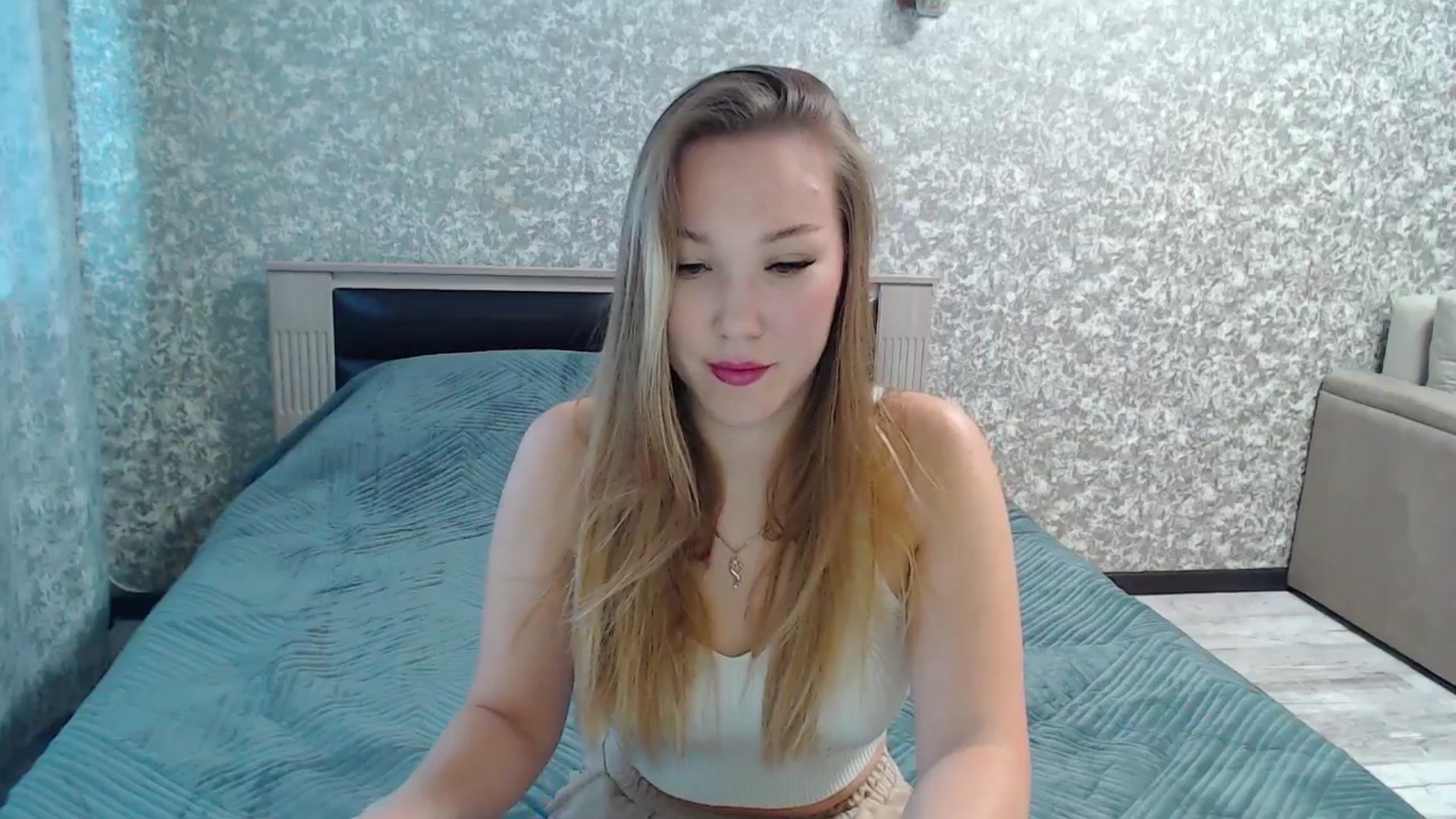 Gallery image thumbnail from Fairy_Moon1's myfreecams stream on, 07/01/2025, 05:44 image 9 of 20