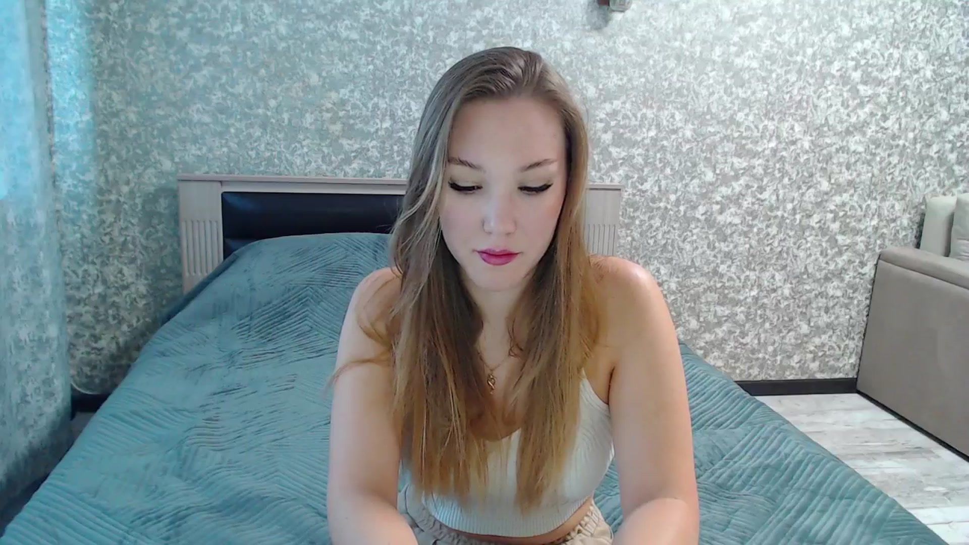 Gallery image thumbnail from Fairy_Moon1's myfreecams stream on, 07/01/2025, 05:44 image 6 of 20