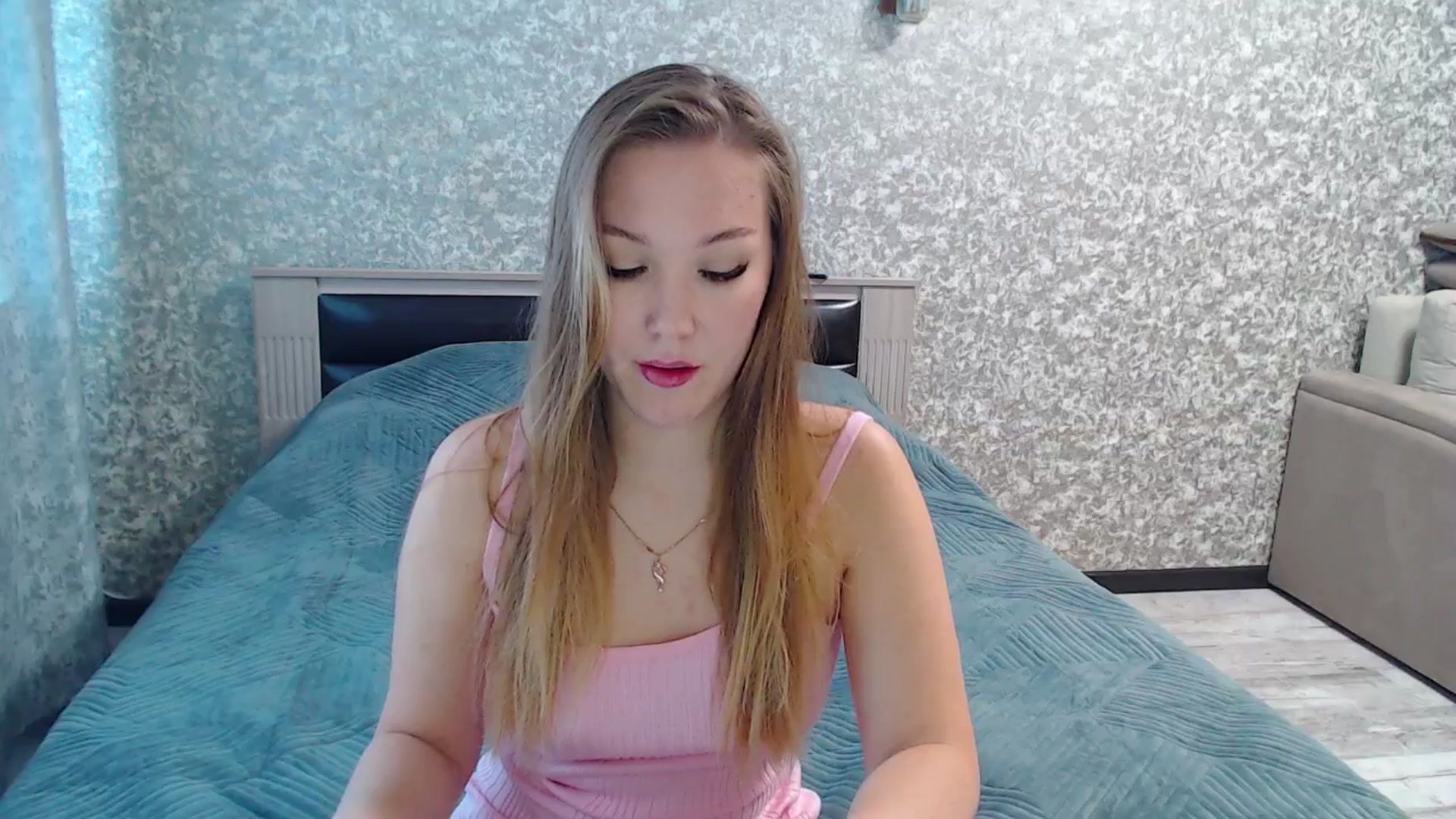 Gallery image thumbnail from Fairy_Moon1's myfreecams stream on, 07/02/2025, 07:43 image 10 of 20