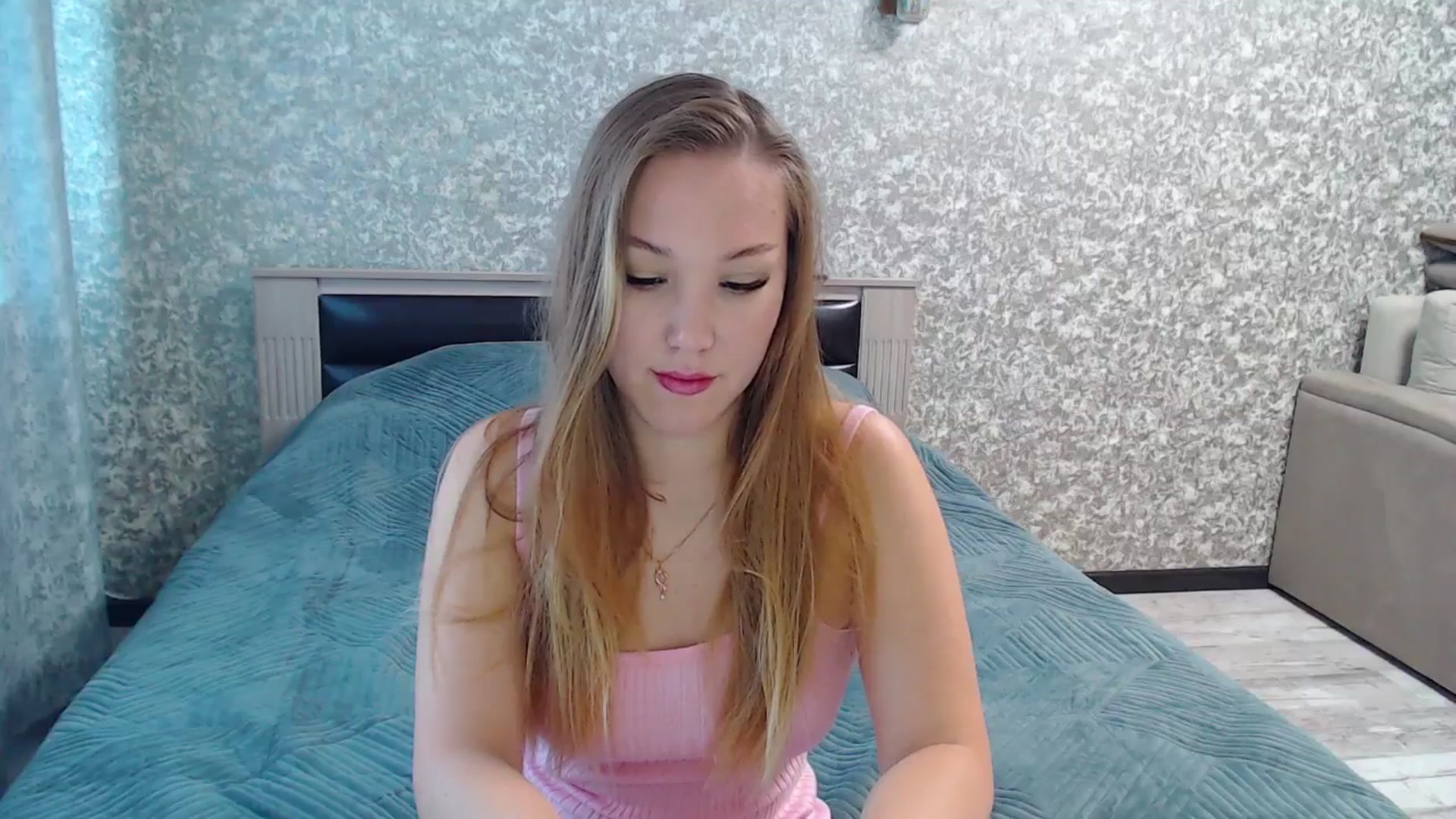 Gallery image thumbnail from Fairy_Moon1's myfreecams stream on, 07/02/2025, 07:43 image 5 of 20