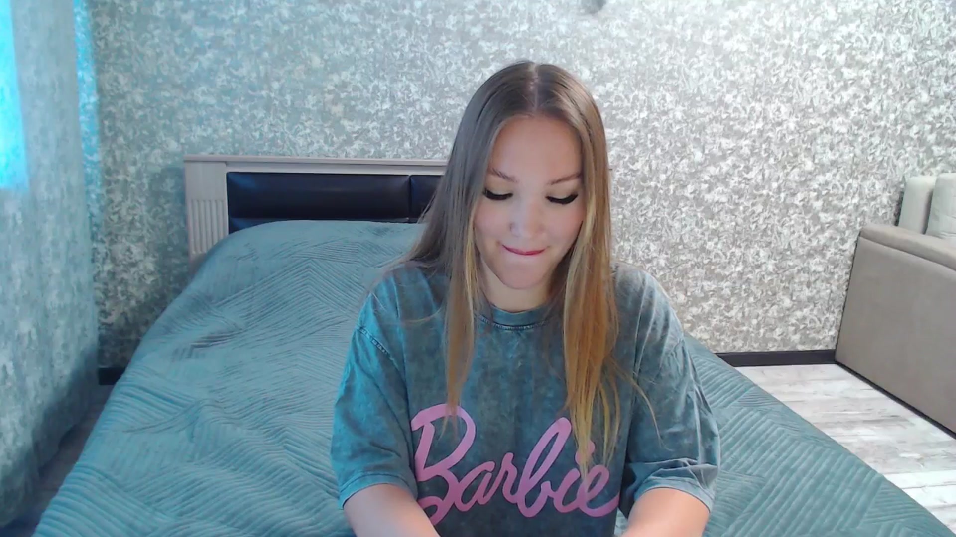 Gallery image thumbnail from Fairy_Moon1's myfreecams stream on, 07/17/2025, 05:41 image 12 of 20