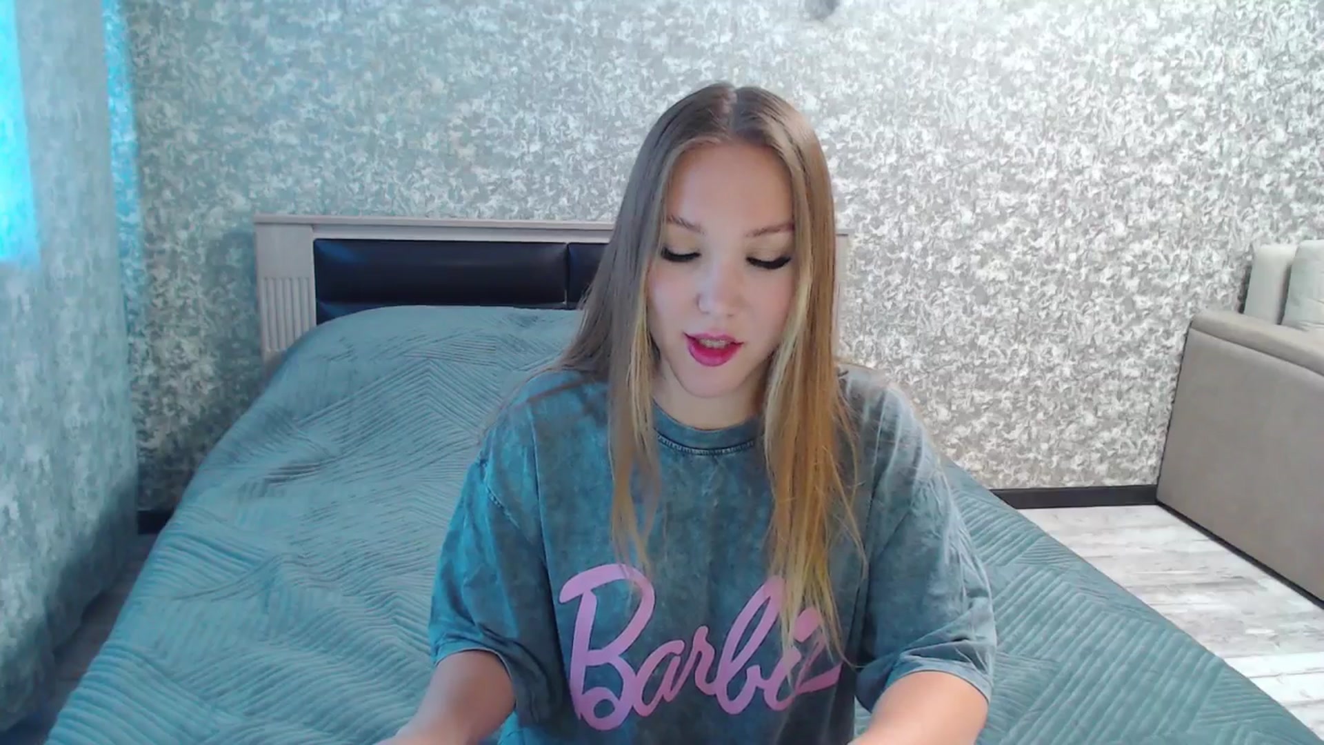 Gallery image thumbnail from Fairy_Moon1's myfreecams stream on, 07/17/2025, 05:41 image 6 of 20