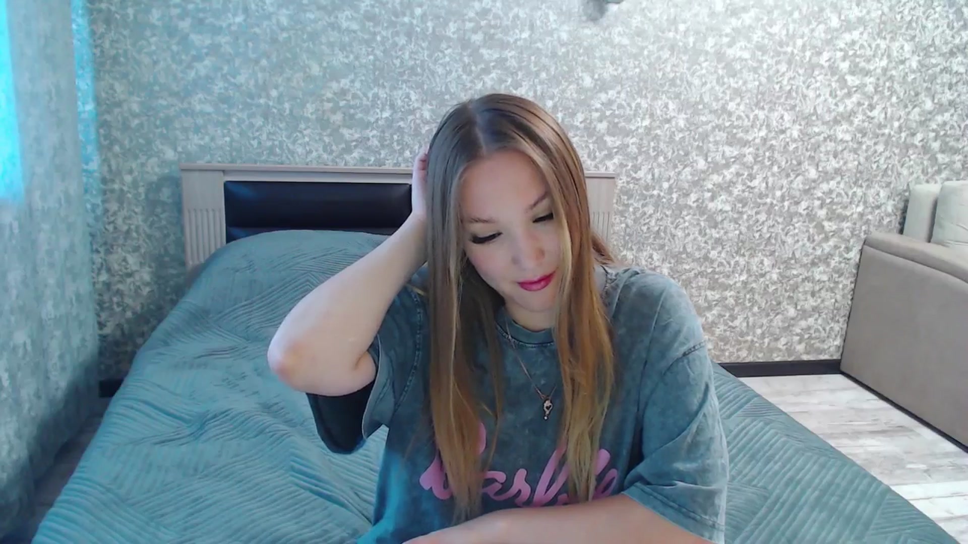 Gallery image thumbnail from Fairy_Moon1's myfreecams stream on, 07/17/2025, 06:45 image 5 of 20