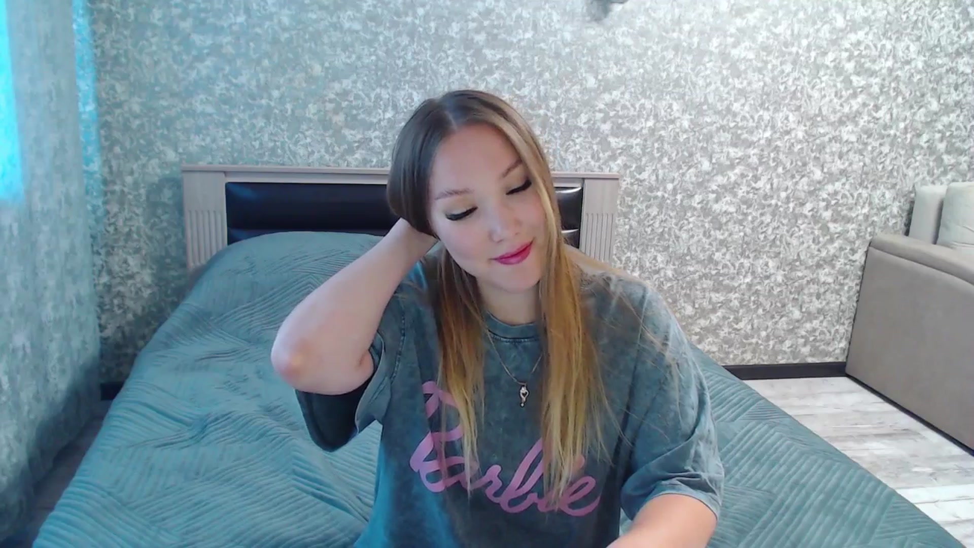 Gallery image thumbnail from Fairy_Moon1's myfreecams stream on, 07/17/2025, 06:45 image 7 of 20