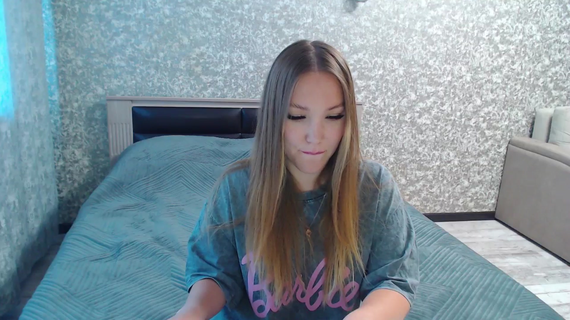 Gallery image thumbnail from Fairy_Moon1's myfreecams stream on, 07/17/2025, 06:45 image 13 of 20