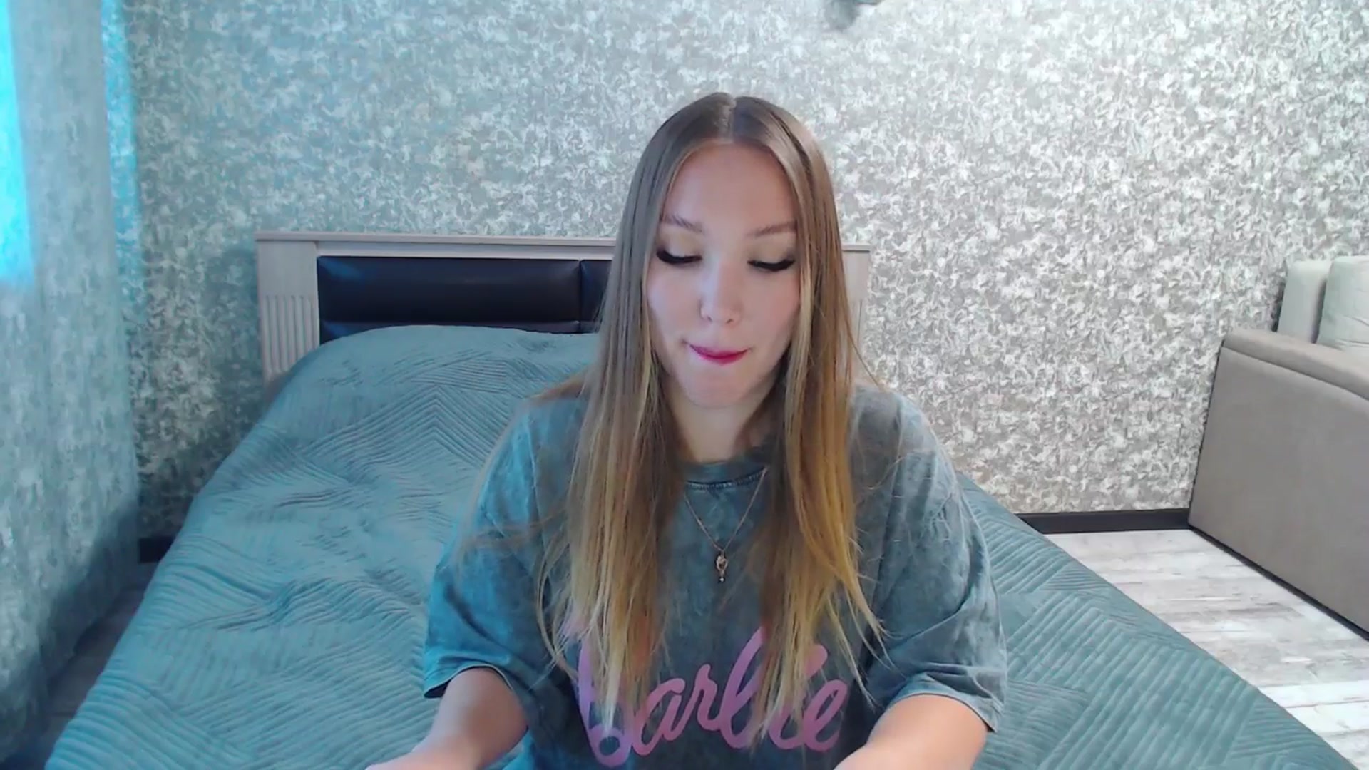 Gallery image thumbnail from Fairy_Moon1's myfreecams stream on, 07/17/2025, 06:45 image 12 of 20