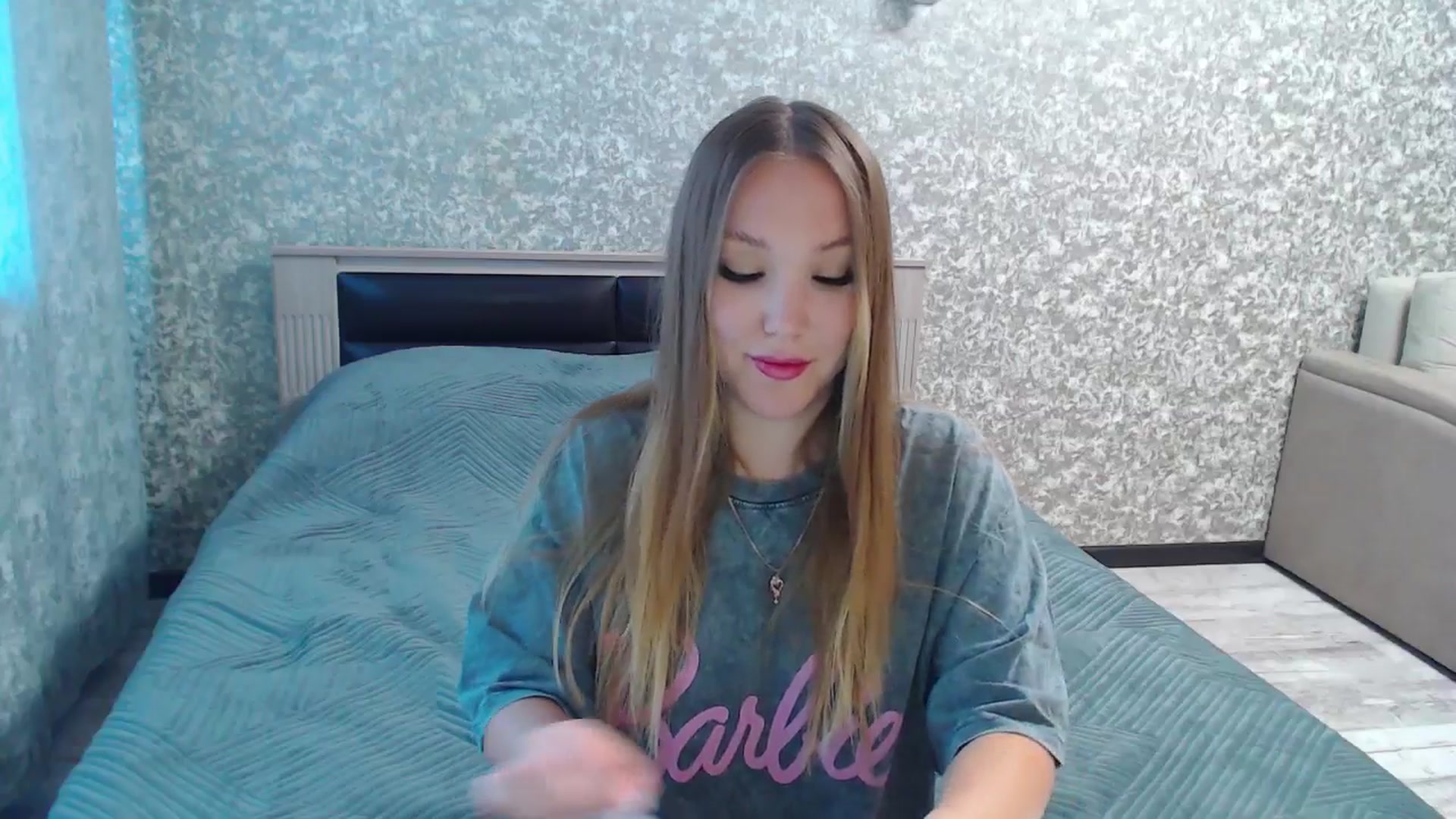 Gallery image thumbnail from Fairy_Moon1's myfreecams stream on, 07/17/2025, 06:45 image 11 of 20