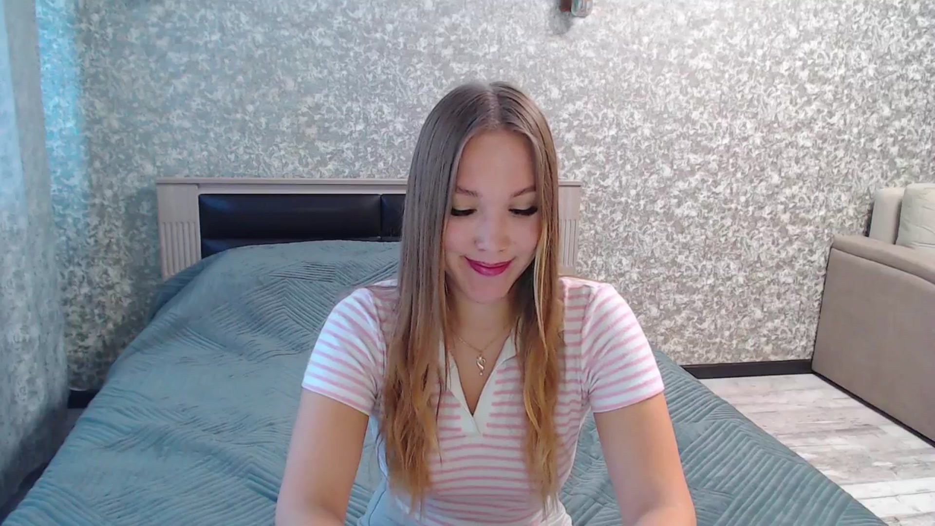 Gallery image thumbnail from Fairy_Moon1's myfreecams stream on, 07/23/2025, 07:00 image 5 of 20