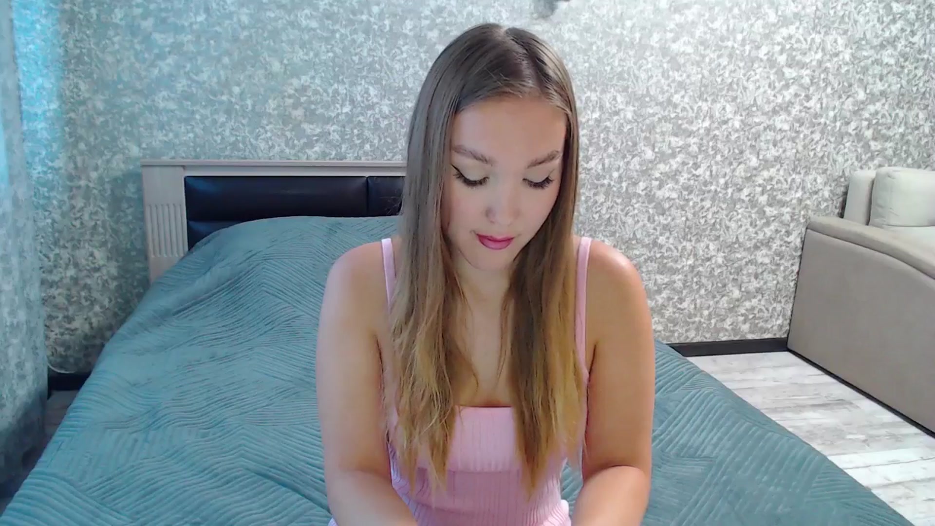 Gallery image thumbnail from Fairy_Moon1's myfreecams stream on, 08/18/2025, 06:45 image 12 of 20