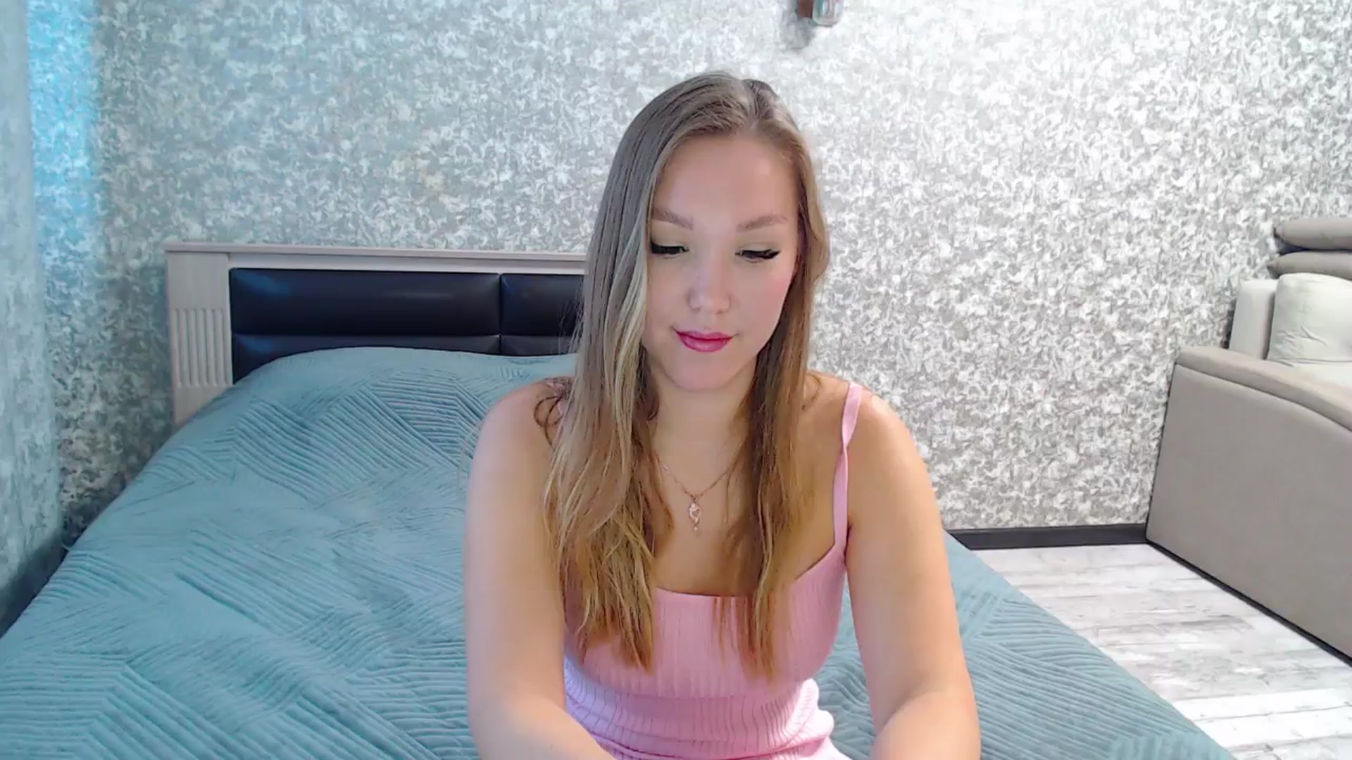 Gallery image thumbnail from Fairy_Moon1's myfreecams stream on, 09/23/2025, 06:33 image 9 of 20