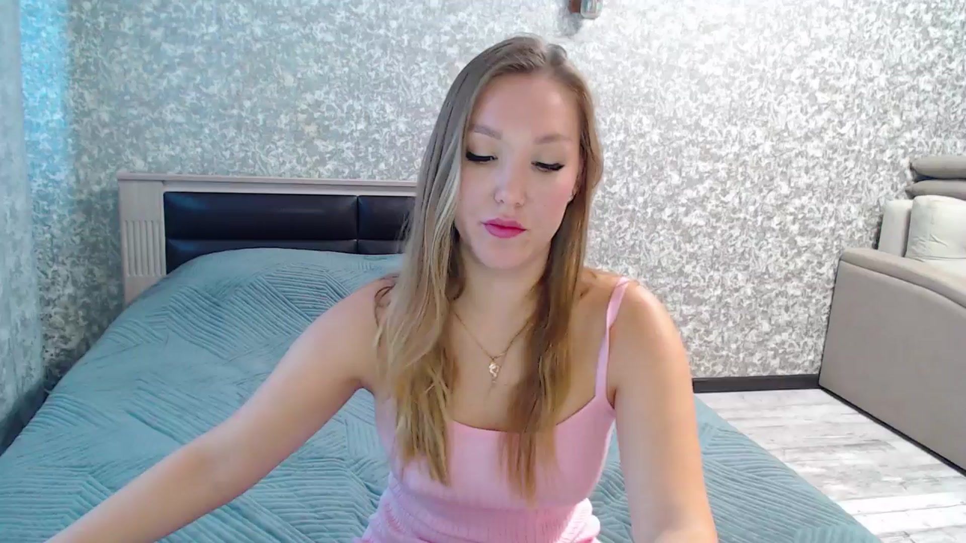 Gallery image thumbnail from Fairy_Moon1's myfreecams stream on, 09/23/2025, 06:33 image 7 of 20