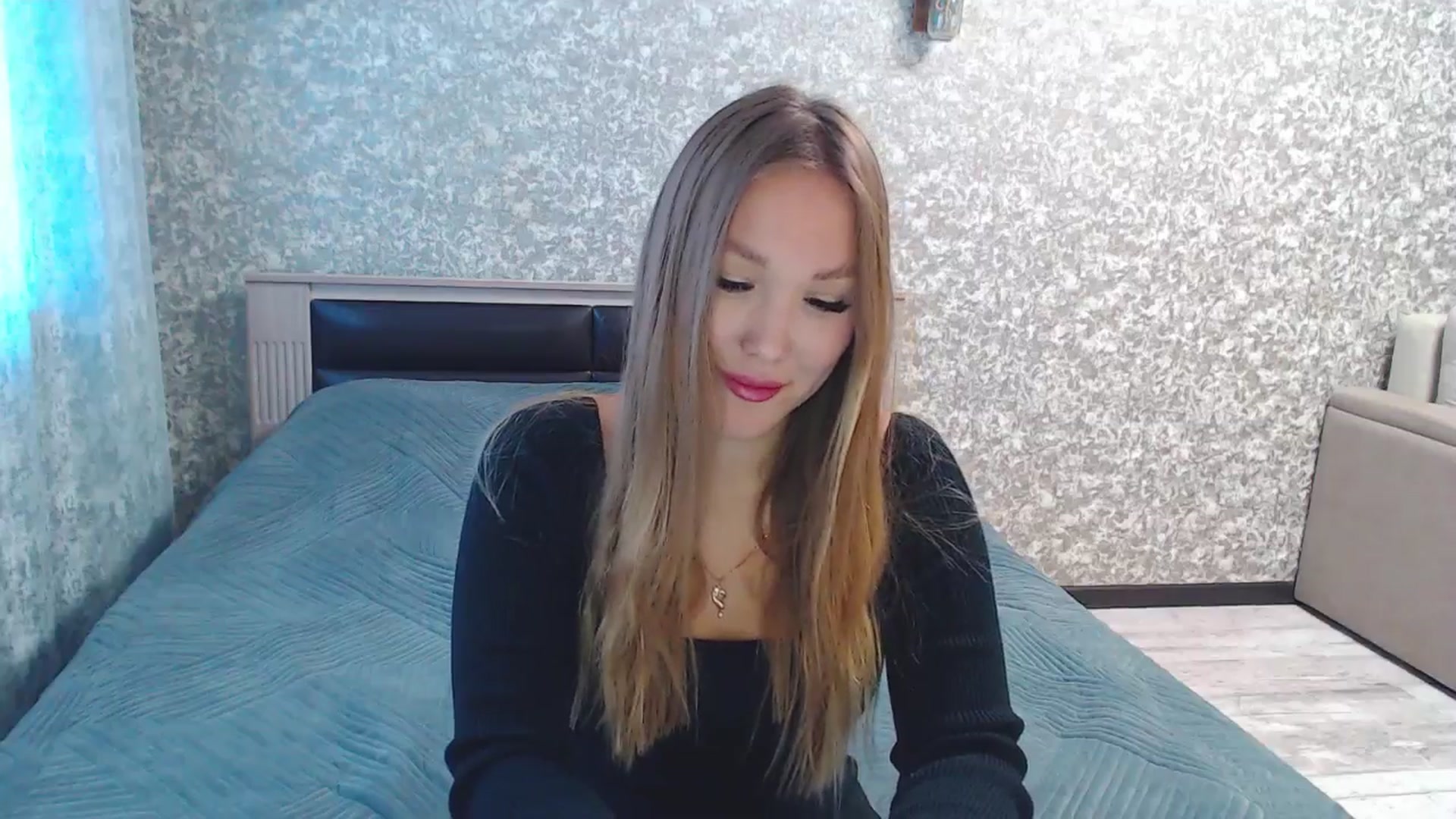 Gallery image thumbnail from Fairy_Moon1's myfreecams stream on, 09/30/2025, 07:40 image 14 of 20