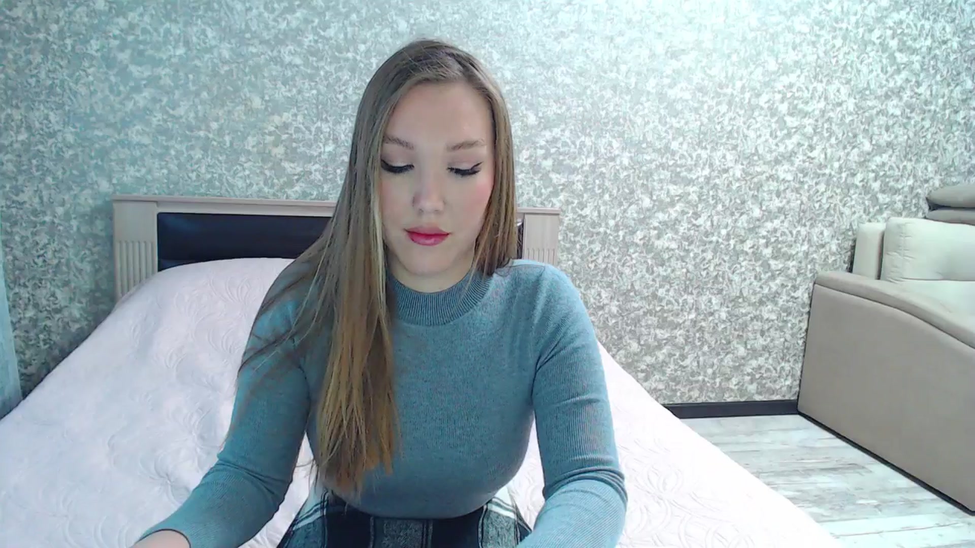 Gallery image thumbnail from Fairy_Moon1's myfreecams stream on, 11/12/2025, 06:39 image 17 of 20