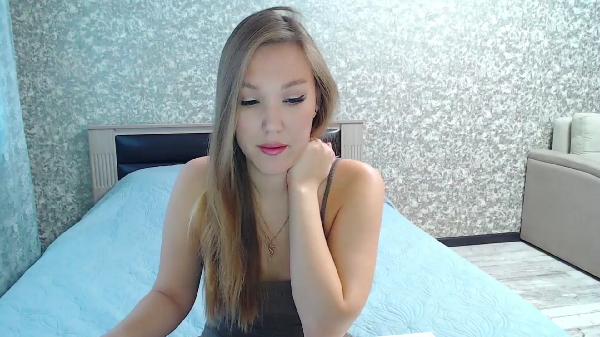 Gallery image thumbnail from Fairy_Moon1's myfreecams stream on, 11/13/2025, 06:36 image 8 of 20
