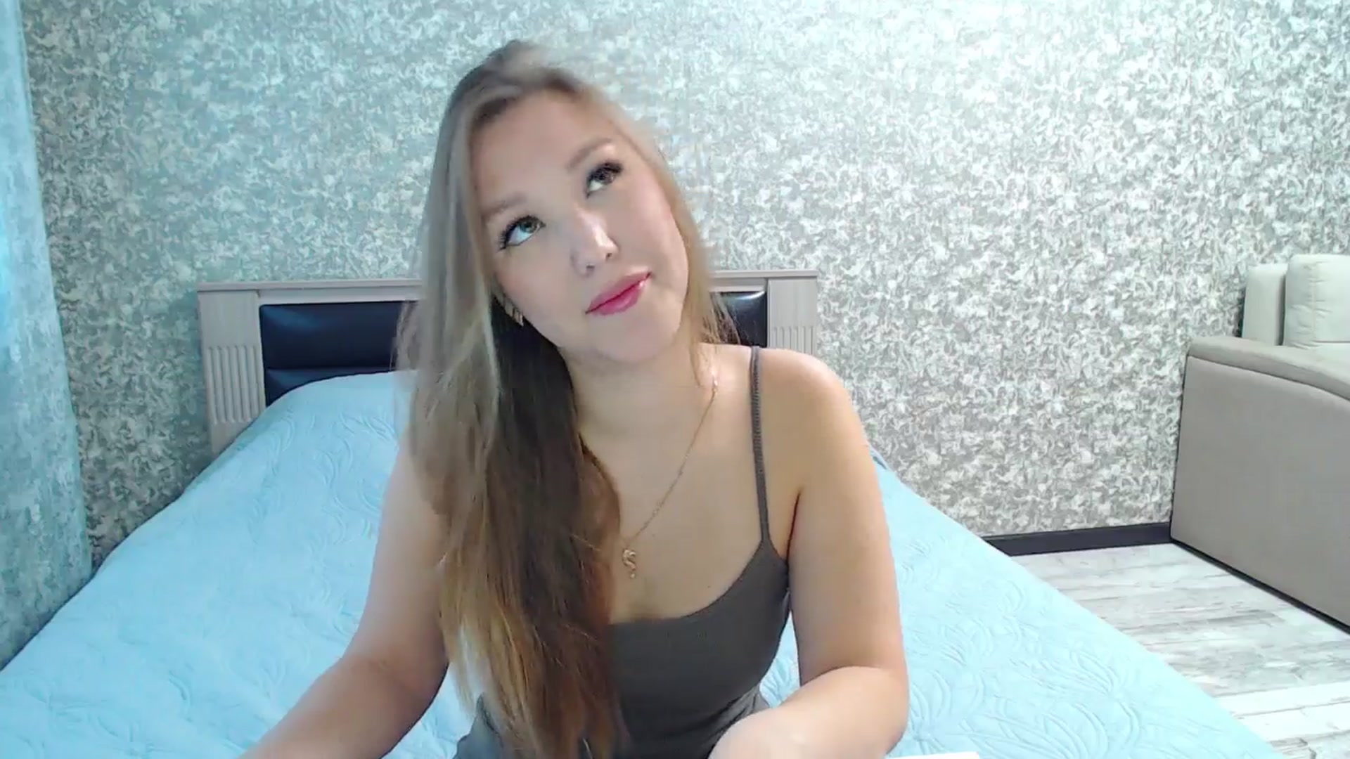 Gallery image thumbnail from Fairy_Moon1's myfreecams stream on, 11/13/2025, 06:36 image 17 of 20