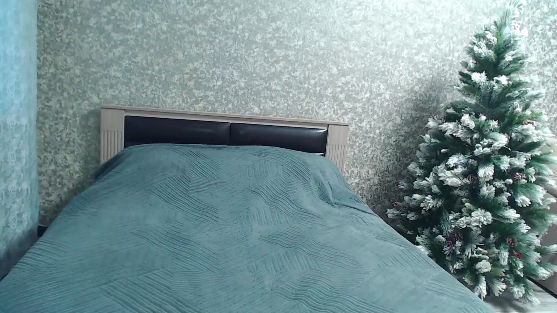 Gallery image thumbnail from Fairy_Moon1's myfreecams stream on, 12/18/2025, 05:47 image 1 of 20