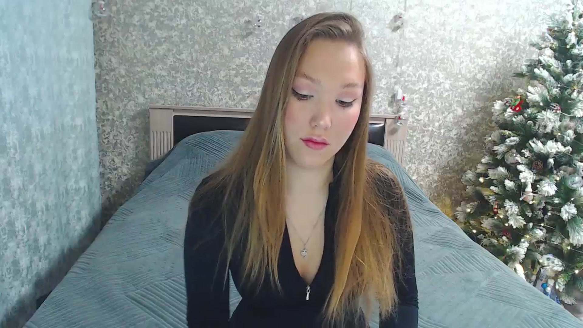 Gallery image thumbnail from Fairy_Moon1's myfreecams stream on, 12/23/2025, 05:00 image 7 of 20