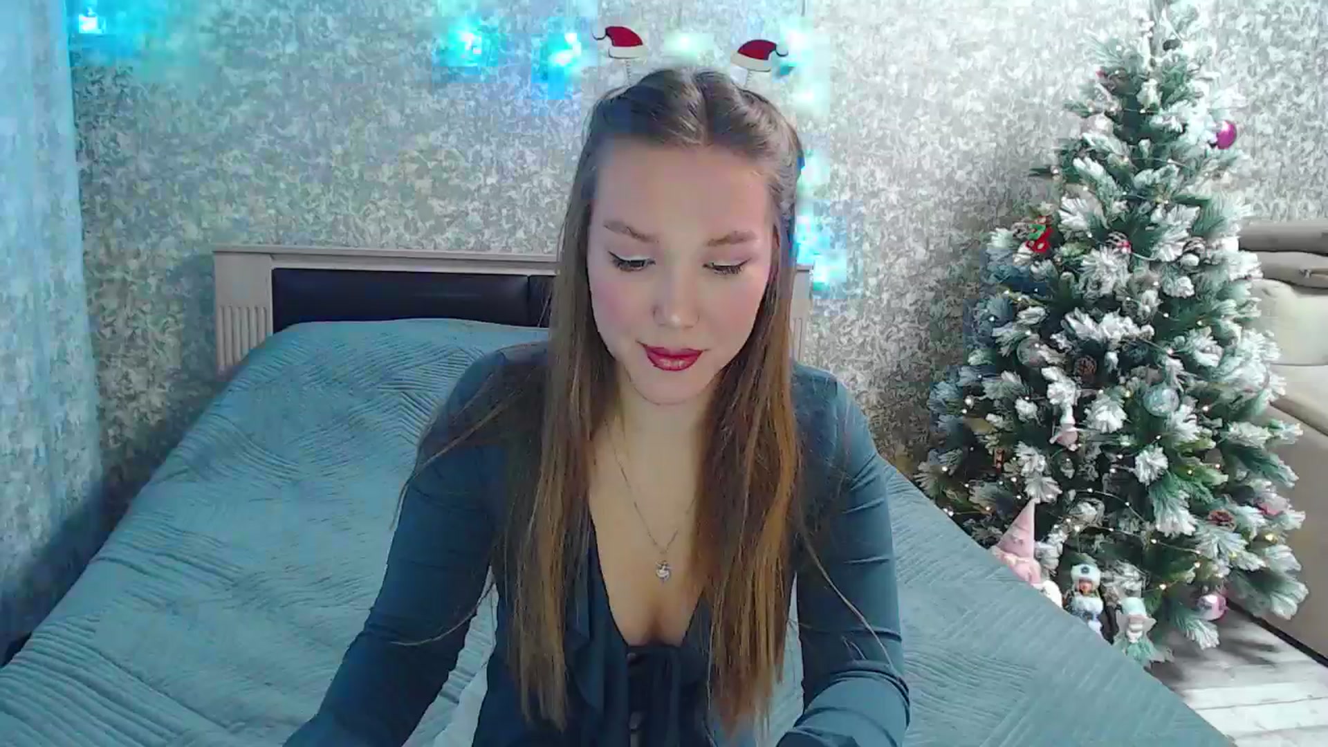 Gallery image thumbnail from Fairy_Moon1's myfreecams stream on, 12/25/2025, 06:06 image 3 of 20